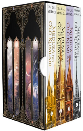 Medusa’nın Ölü Kumları Serisi (Ciltsiz Kutu) – Maral Atmaca – Ephesus Yayınları – kitap kapağı