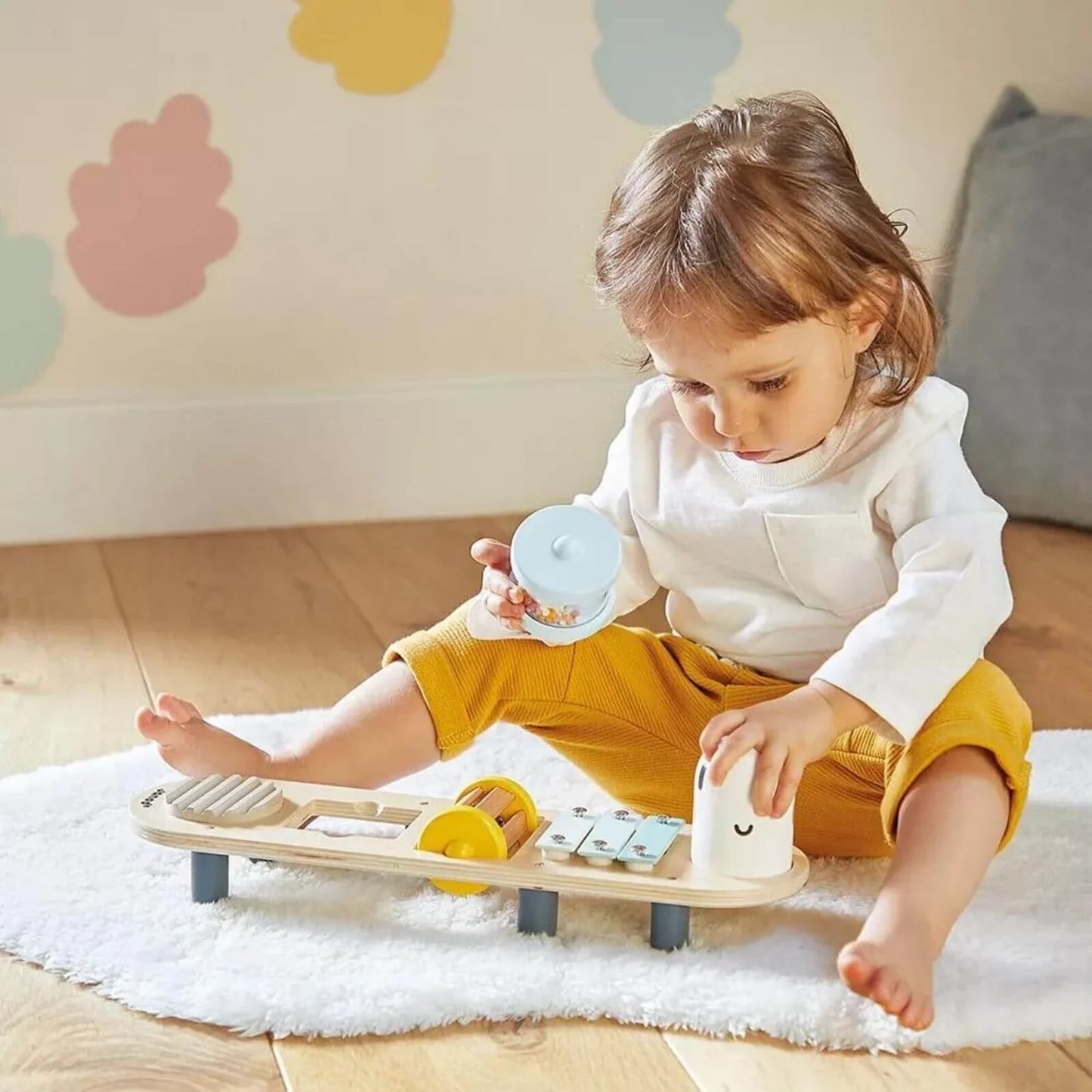 Janod Sweet Cocoon Caterpillar Sound Awakening Stand