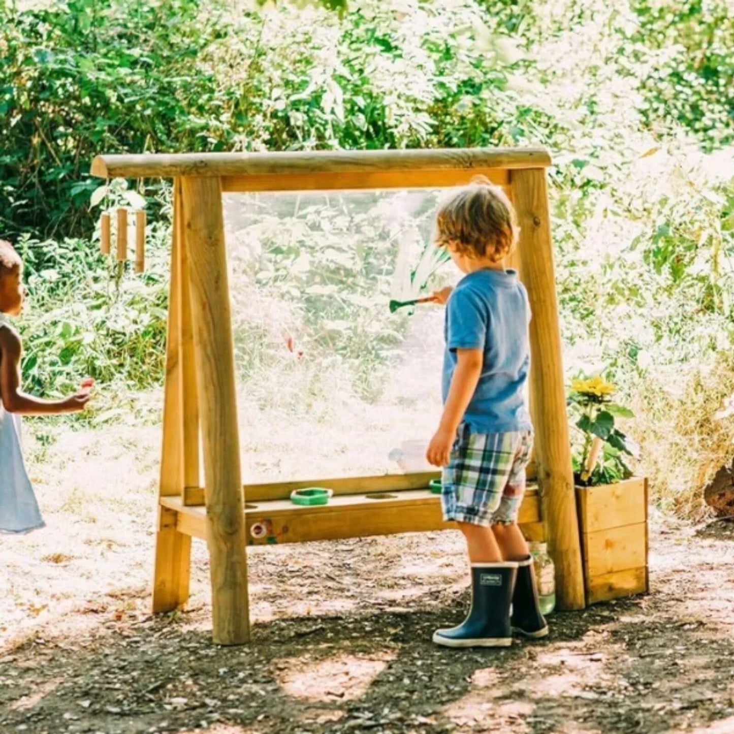 Plum Discovery Create & Paint Easel