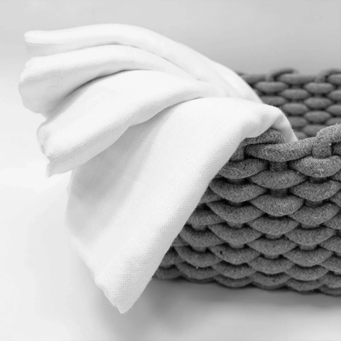 MuslinZ 6 Pack Bamboo/Organic Cotton Muslin Squares 70x70cm – White