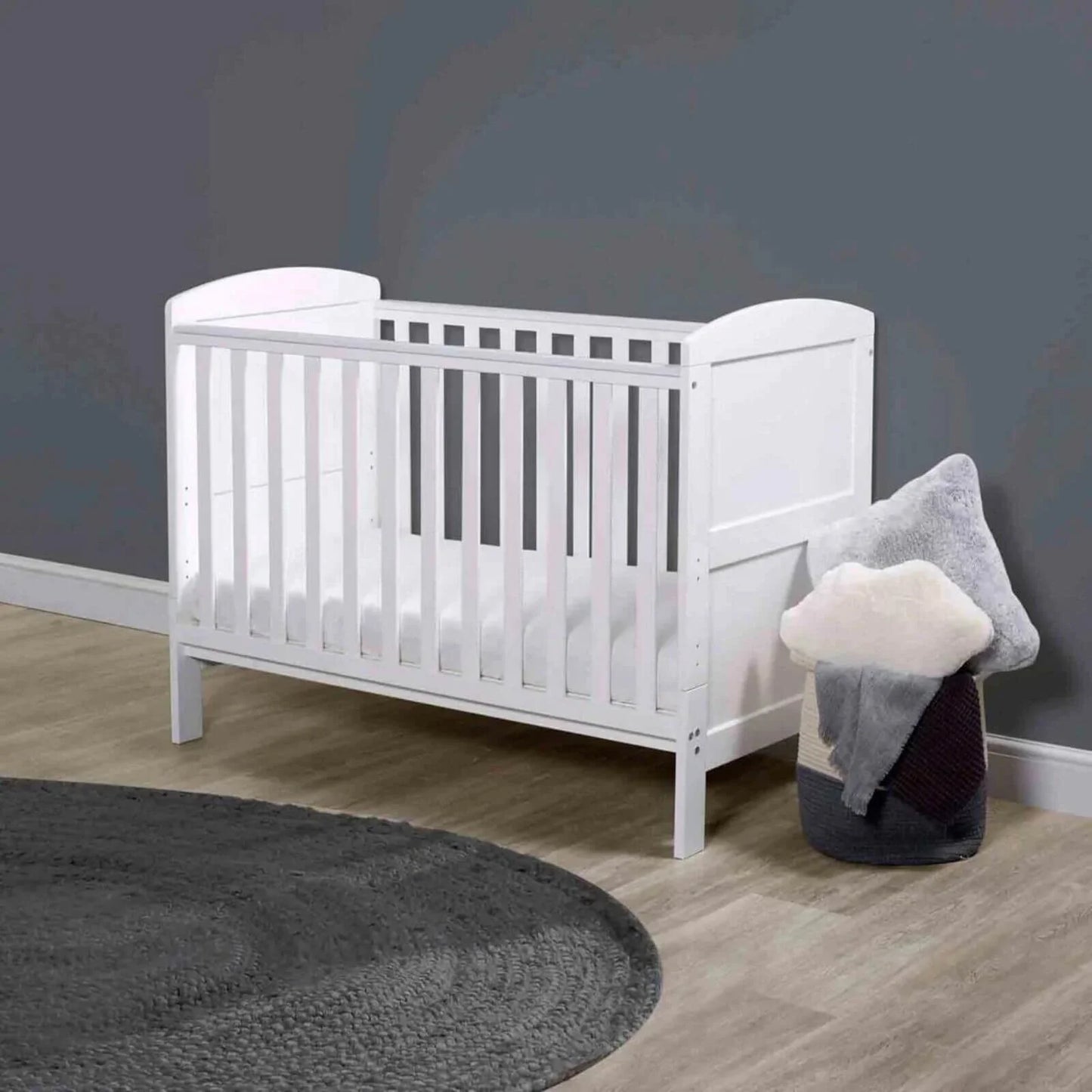 Ickle Bubba Coleby Mini Cot Bed White - Premium Sprung Mattress