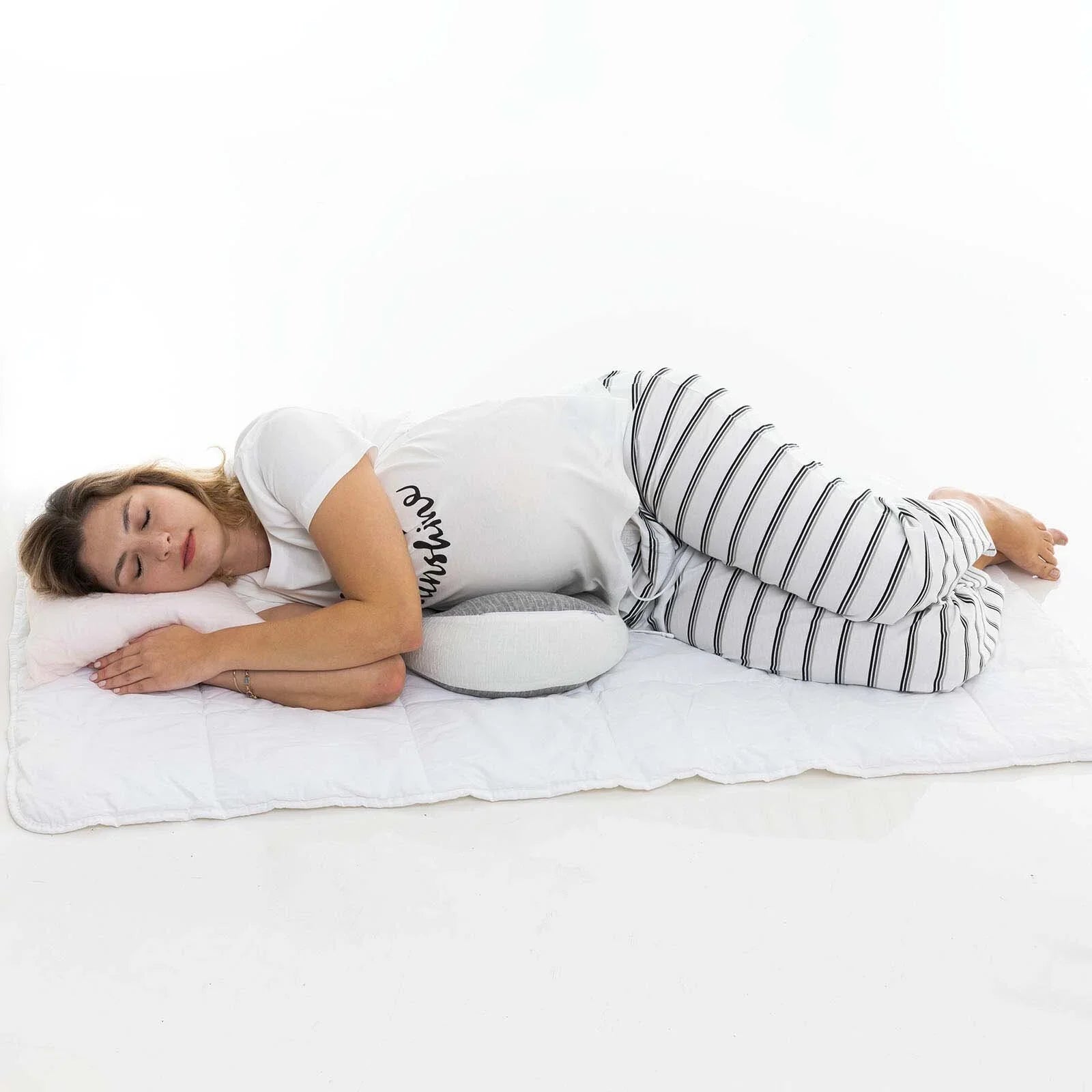 baby mom Wedge Pillow - mezetto