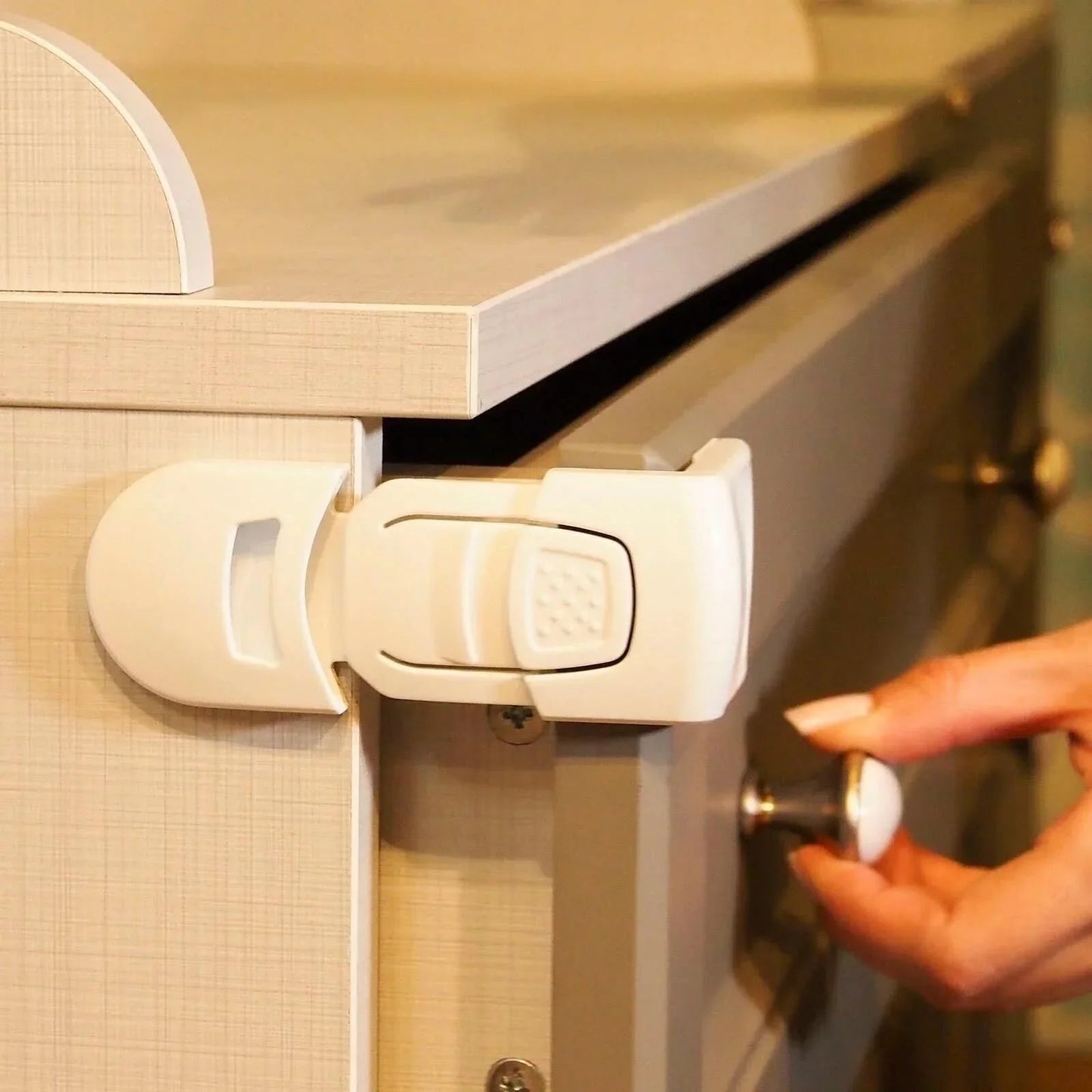 baby plus Double - Buttoned Drawer Lock - mezetto