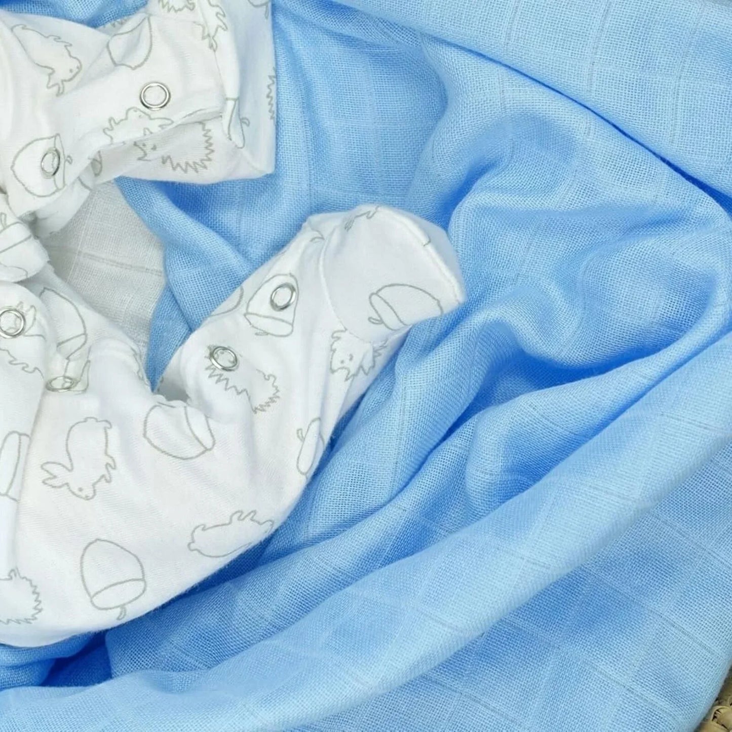 MuslinZ 12 Pack Muslin Squares 70x70cm - Blue