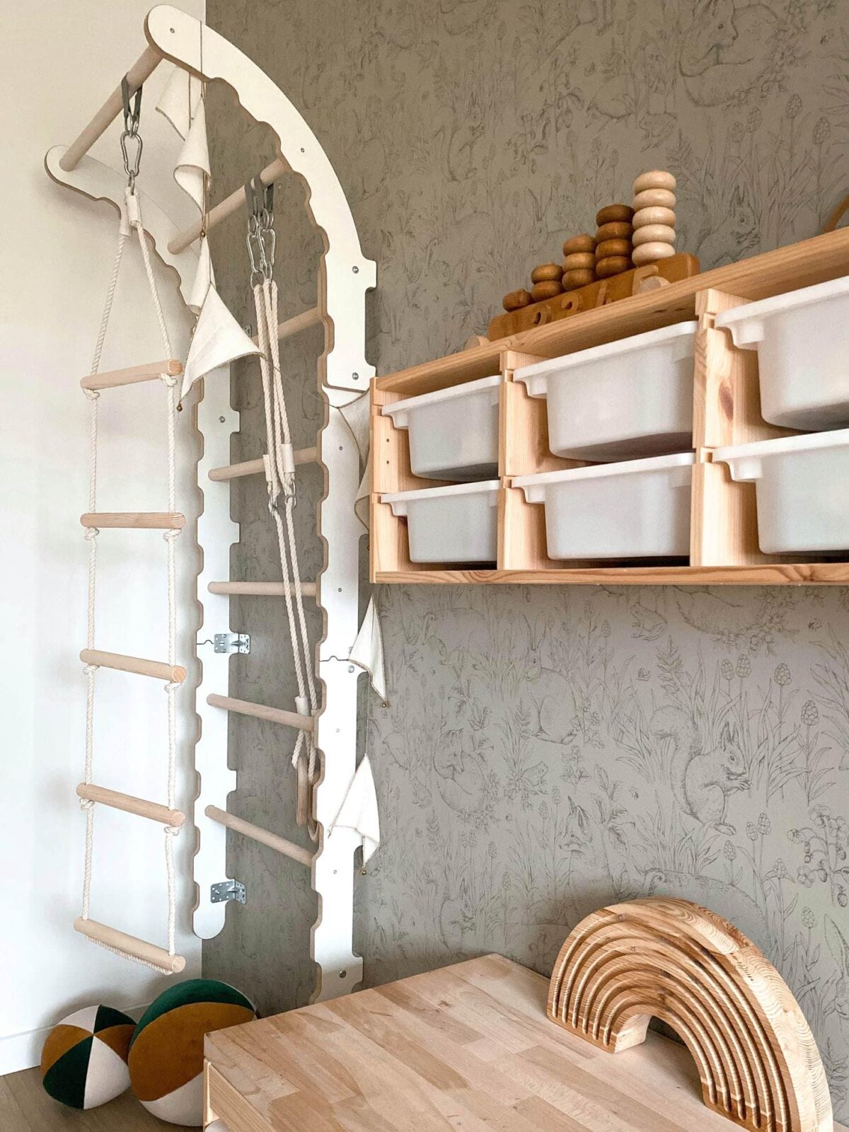 MAMOI® Swedish ladder, Wooden gorilla gym for kids, Indoor baby climbing frame for toddlers, Monkey bars and play gym, Childrens climbing wall, Gymnastics bar and equipment for home-4