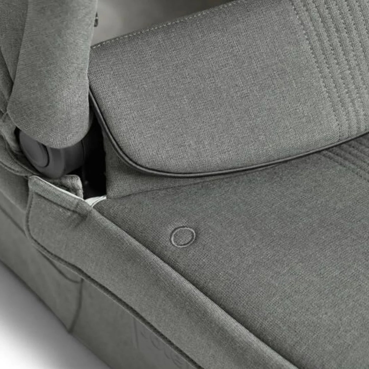 Joie Ramble XL Signature Carrycot - Evergreen