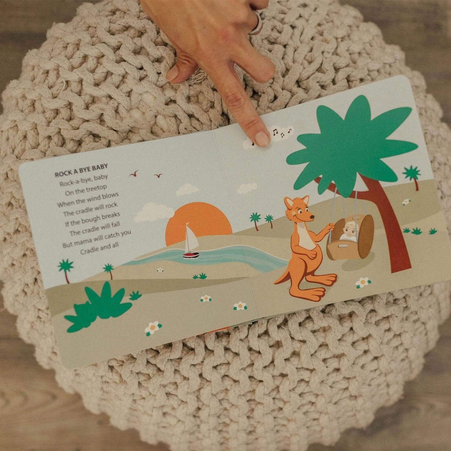 Mizzie the Kangaroo Mizzie Sound Book - Sing with Mizzie