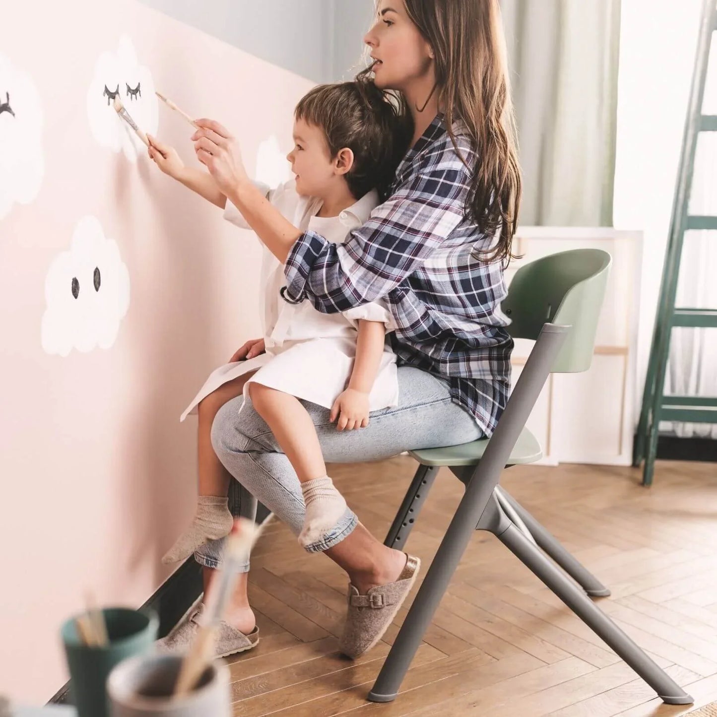 Kinderkraft Livy Highchair with Tray - Olive Green