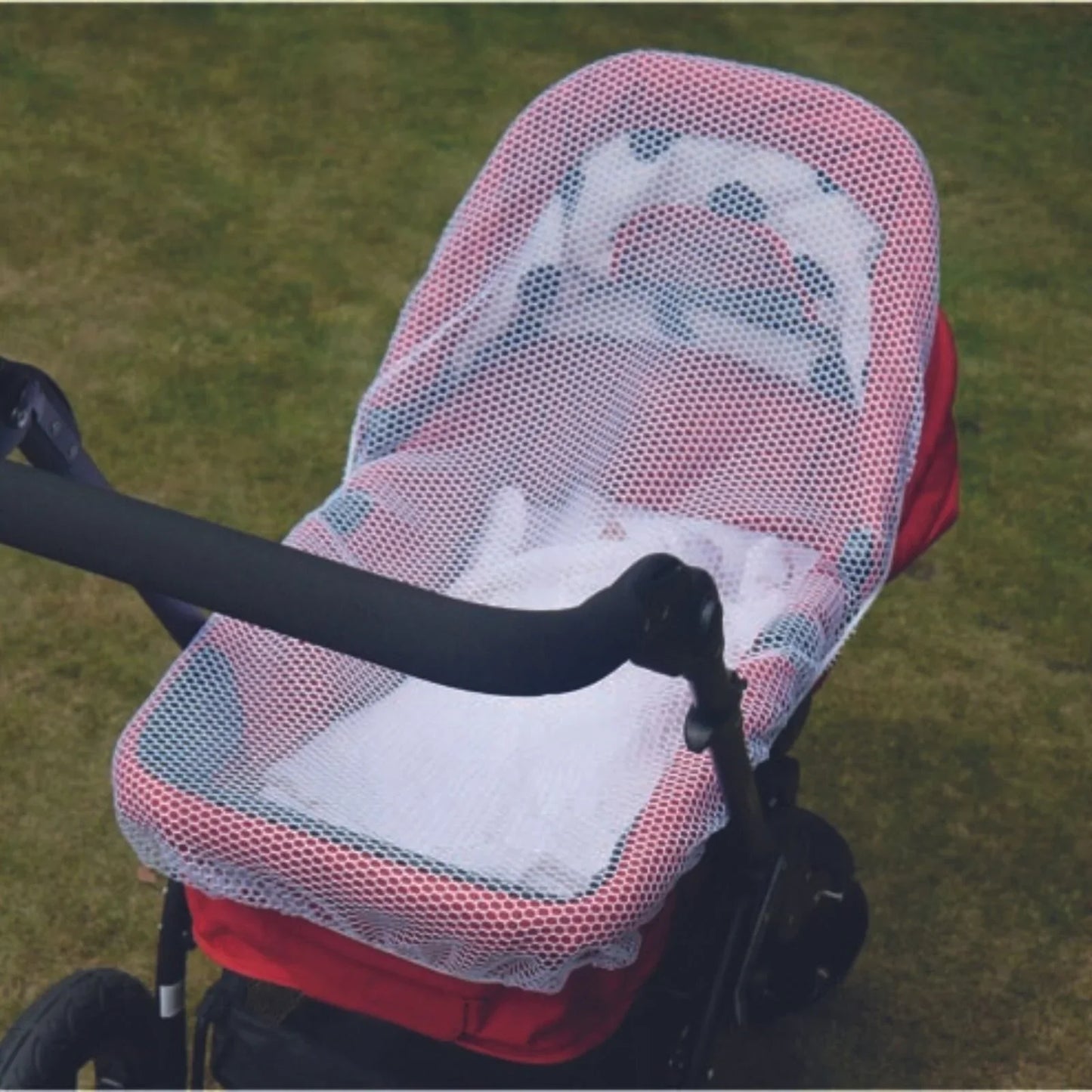 Clippasafe Pram/Carrycot Cat Net White