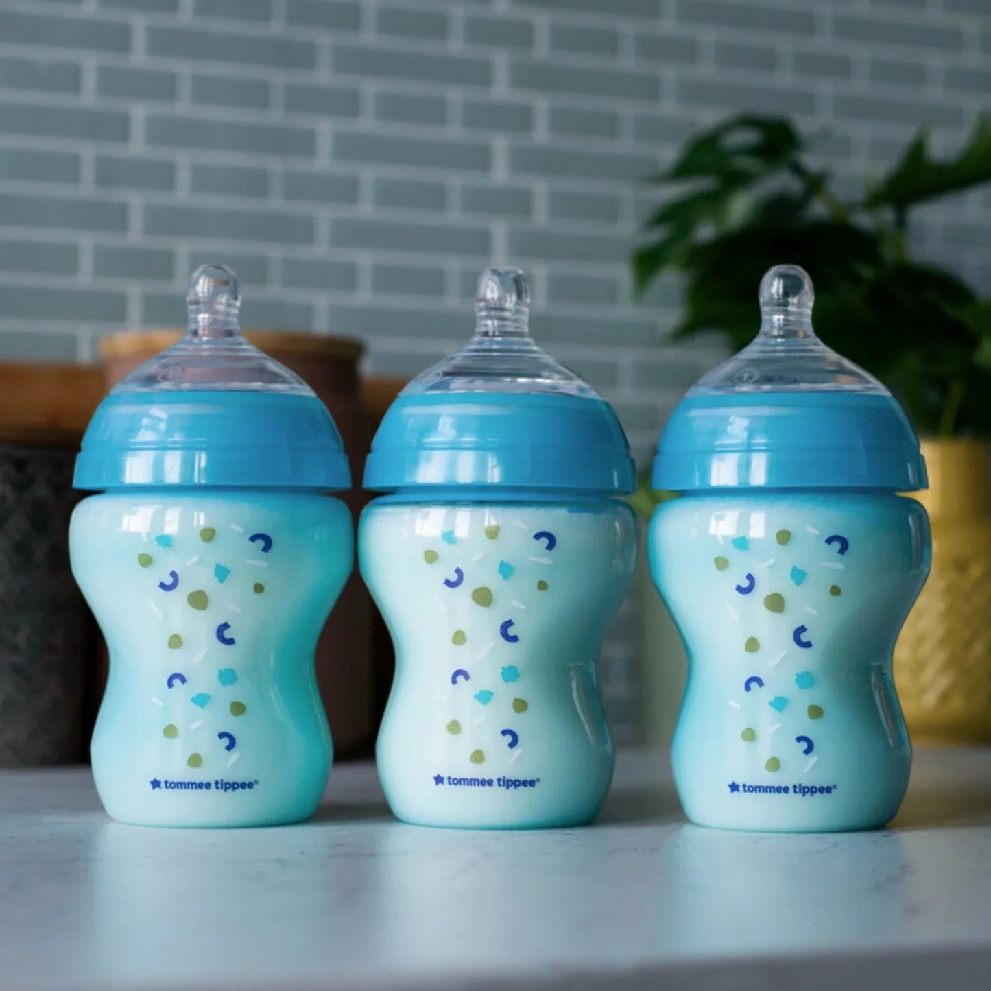 Tommee Tippee Advanced Anti-Colic Bottle Sky 260ml Pack of 3