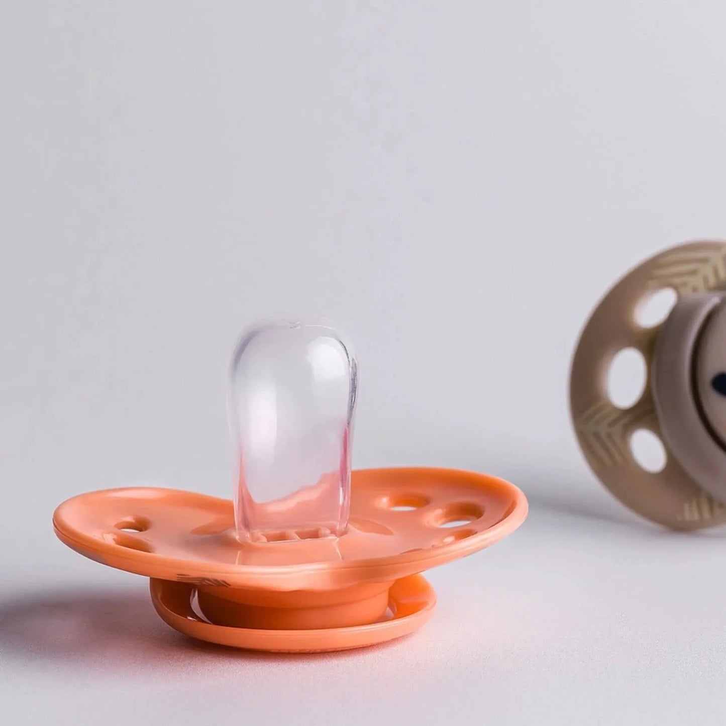 Tommee Tippee Fun Style Soother 0-6 months Pack of 2 Assorted