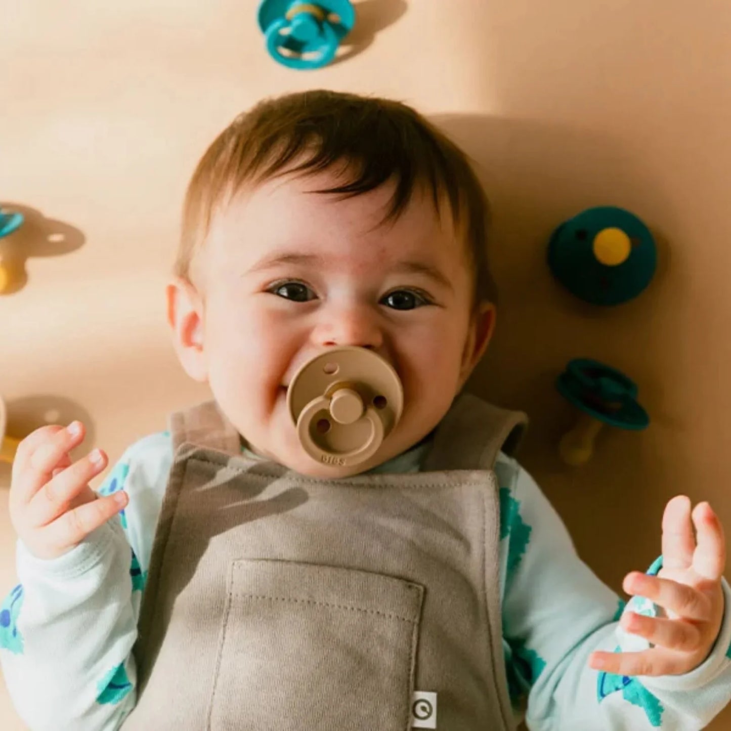 BIBS Colour Latex Soothers 0-6 months Pack of 2 - Vanilla & Blush