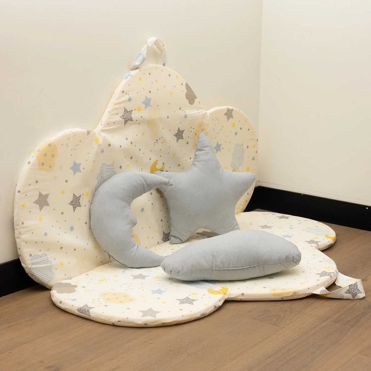 Markaev Unisex Baby Standart Corner Cushion - White