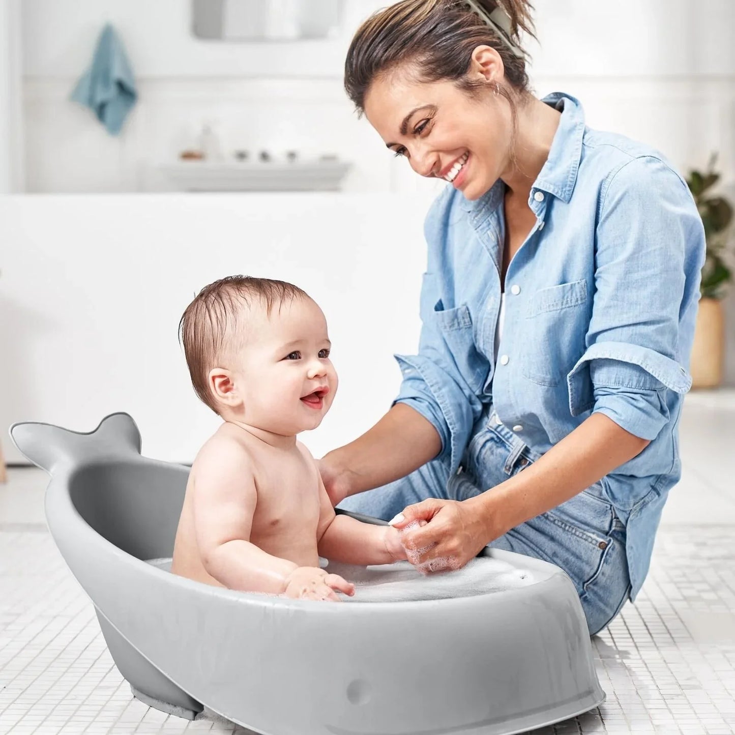 Skip Hop Moby Smart Sling 3-Stage Baby Bath Tub - Grey