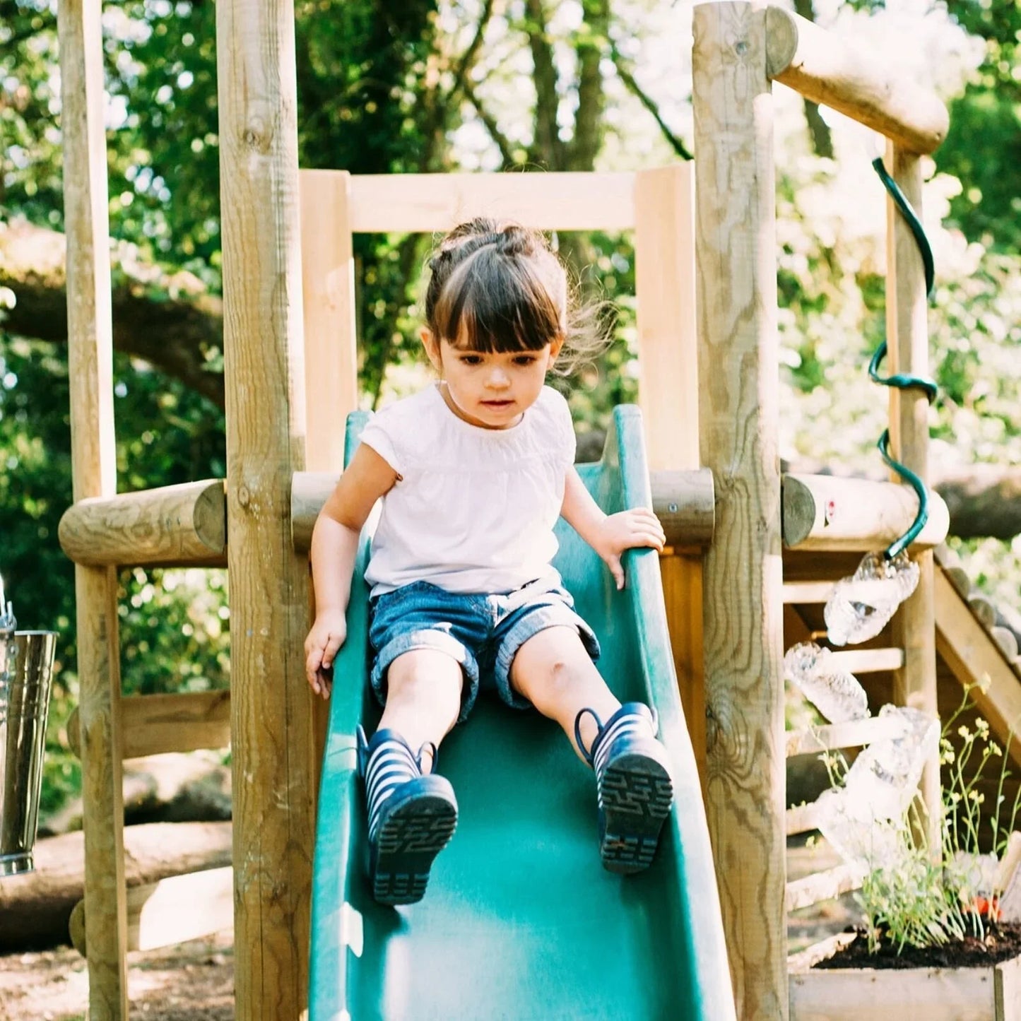 Plum Discovery Woodland Treehouse