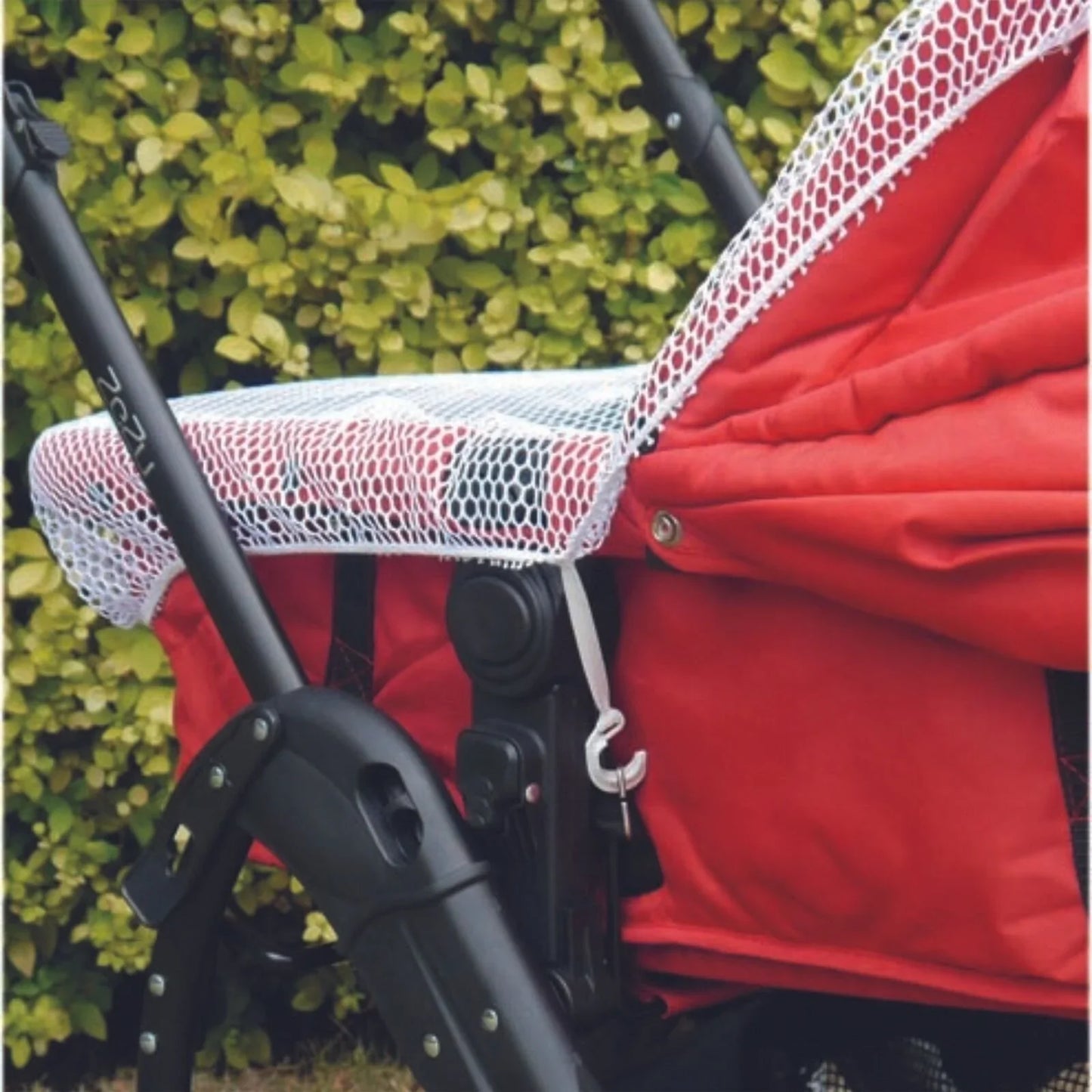 Clippasafe Pram/Carrycot Cat Net White