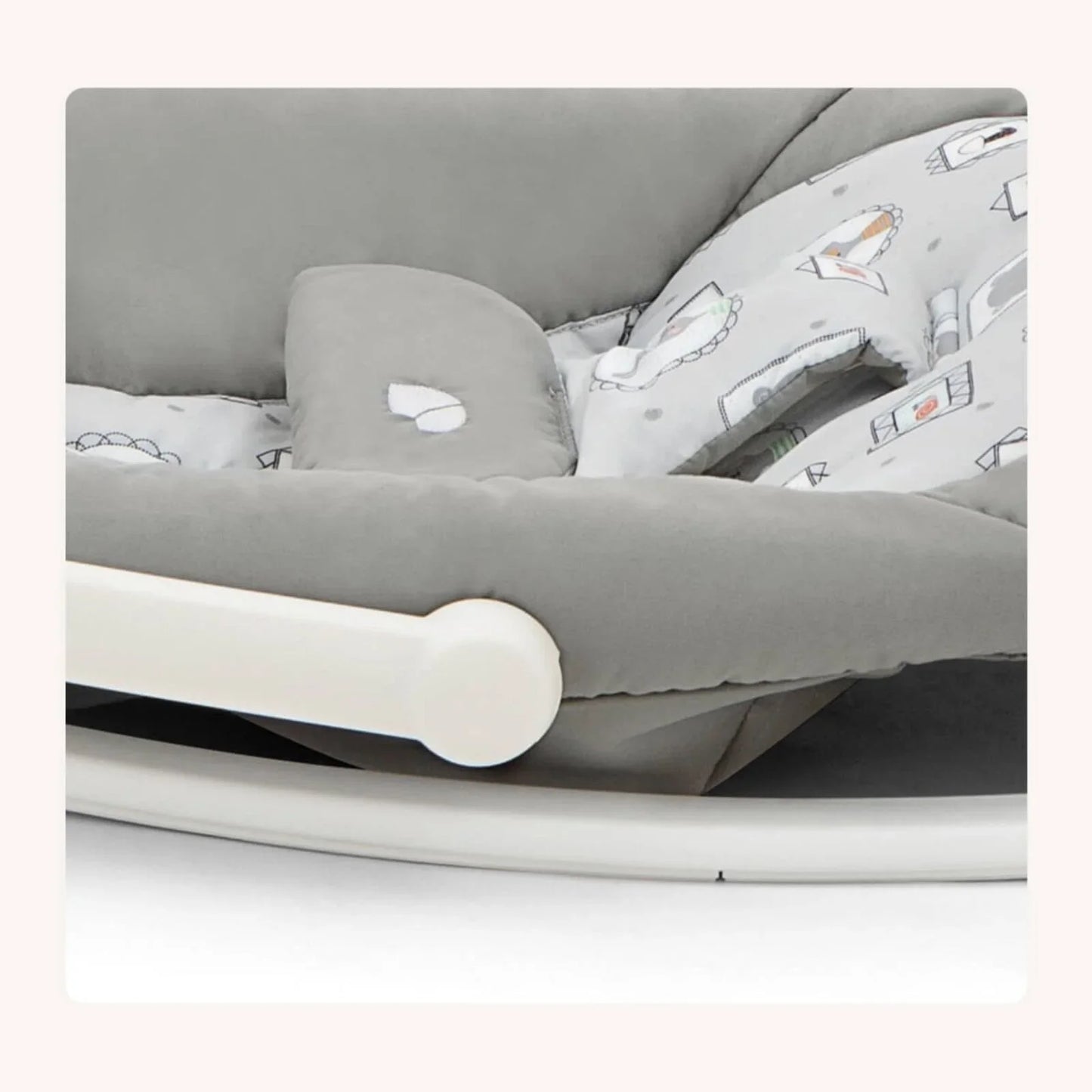 Outlet - Joie Dreamer Rocker - Portrait