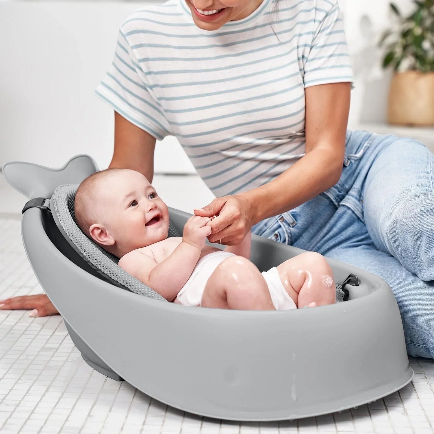 Skip Hop Moby Smart Sling 3-Stage Baby Bath Tub - Grey