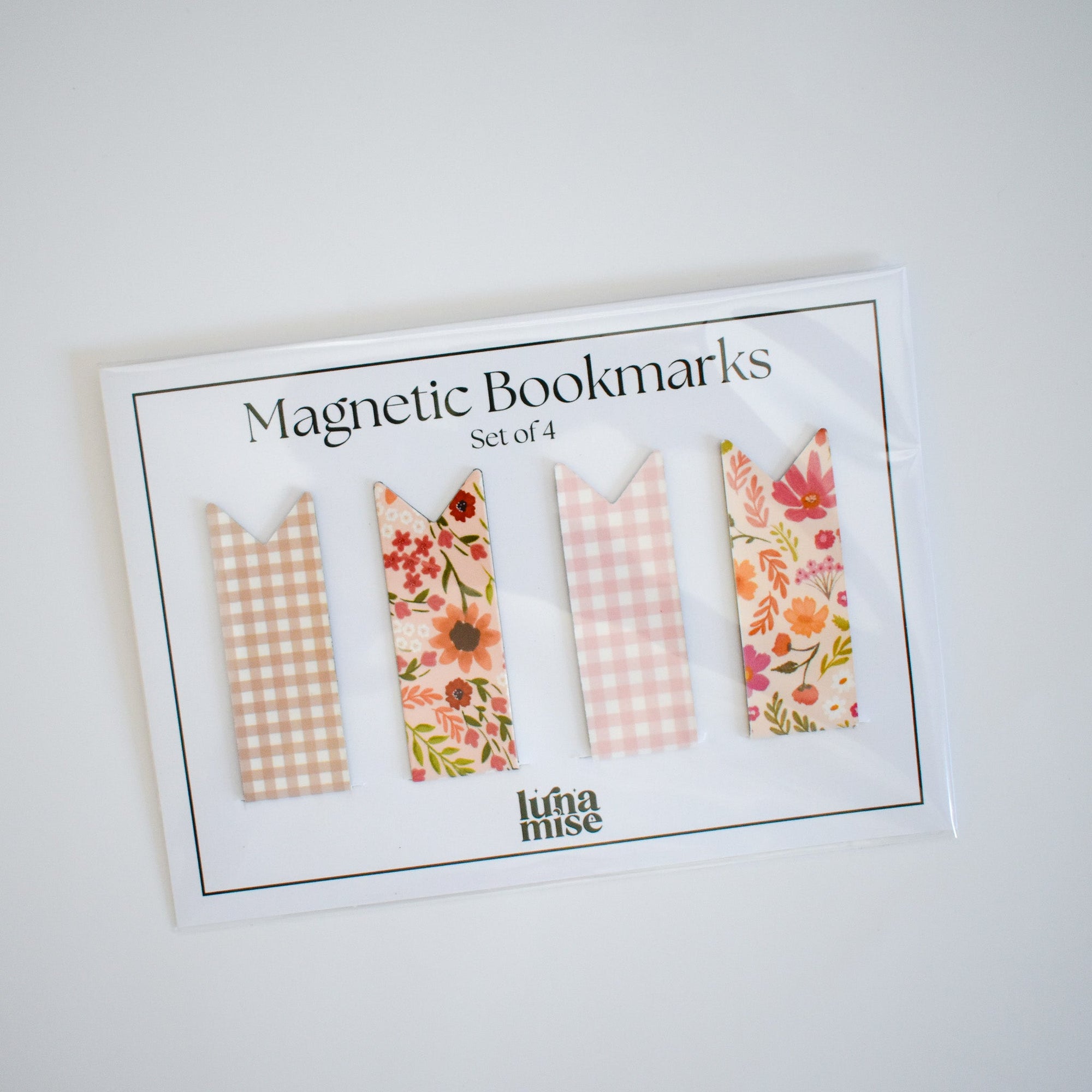Set of 4 Magnetic Bookmarks
