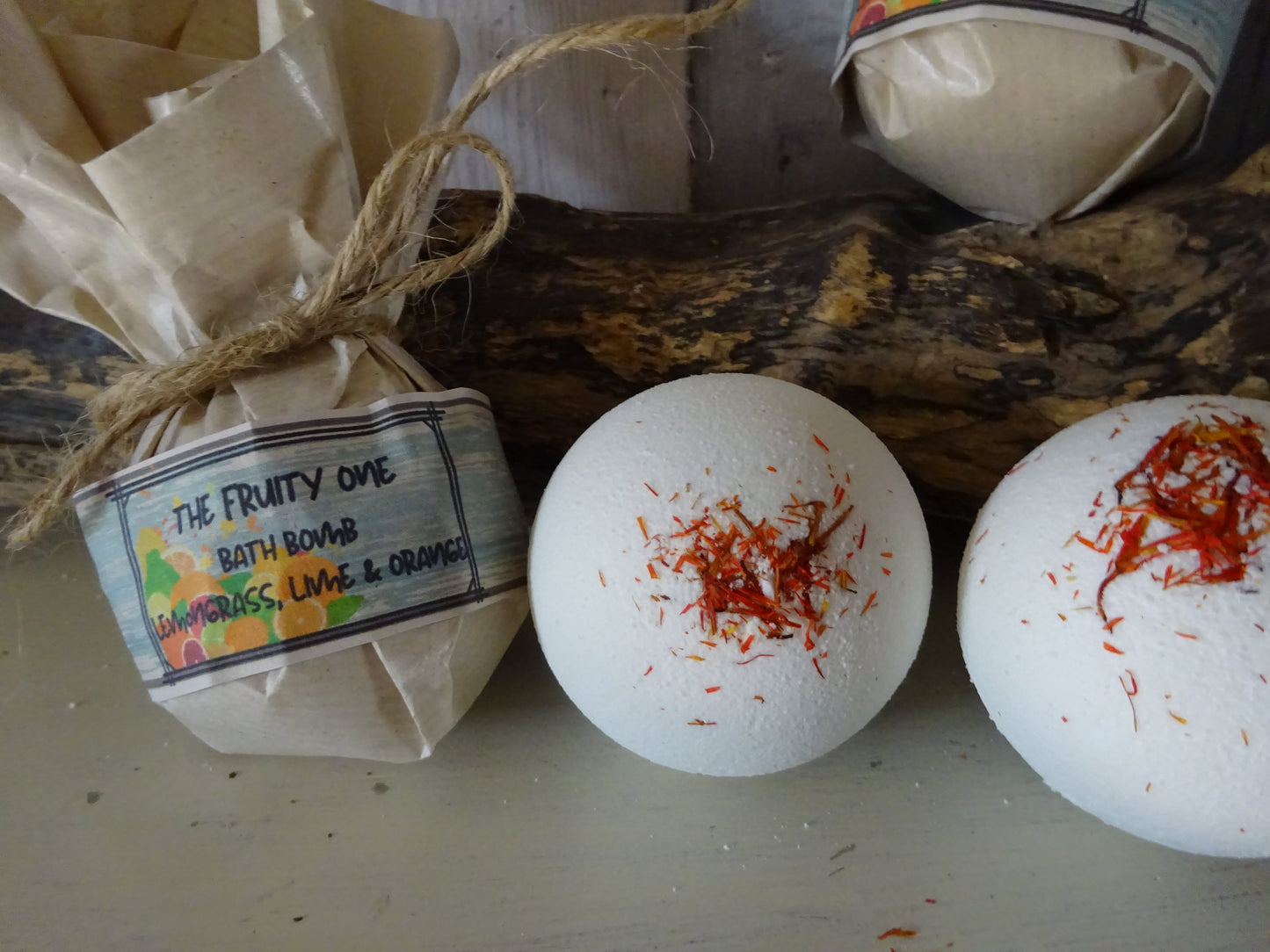 Aromatherapy Bath Bomb The Fruity One