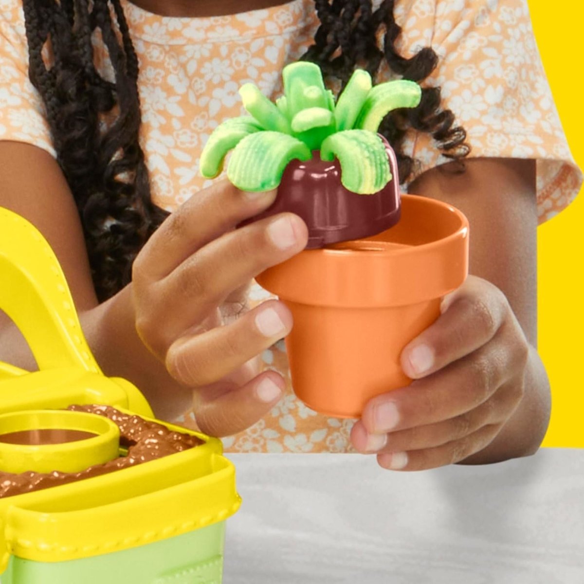Play-Doh Blooming Flowers