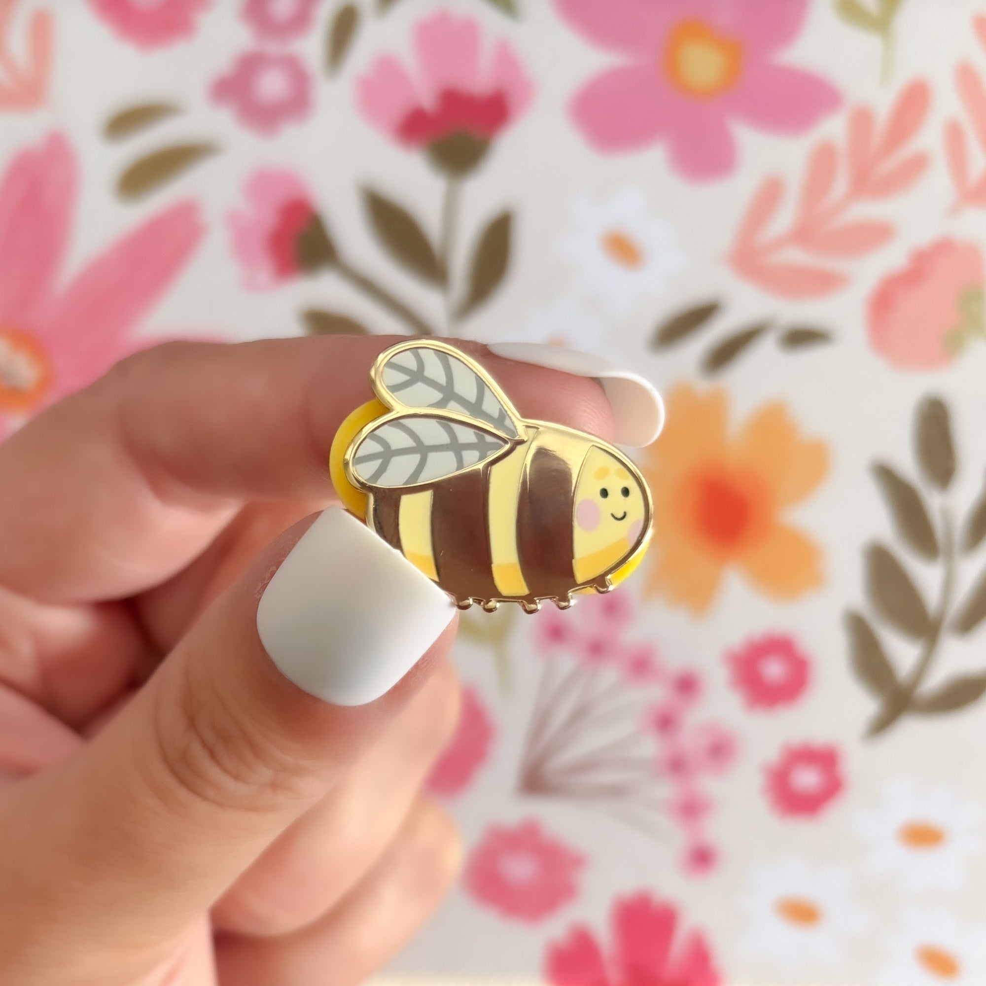 Bumble Summer Pin Set