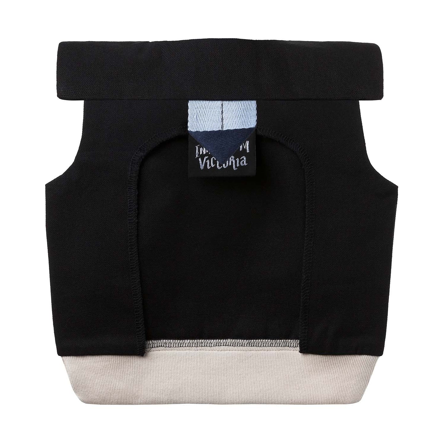 Black & White Bib-2