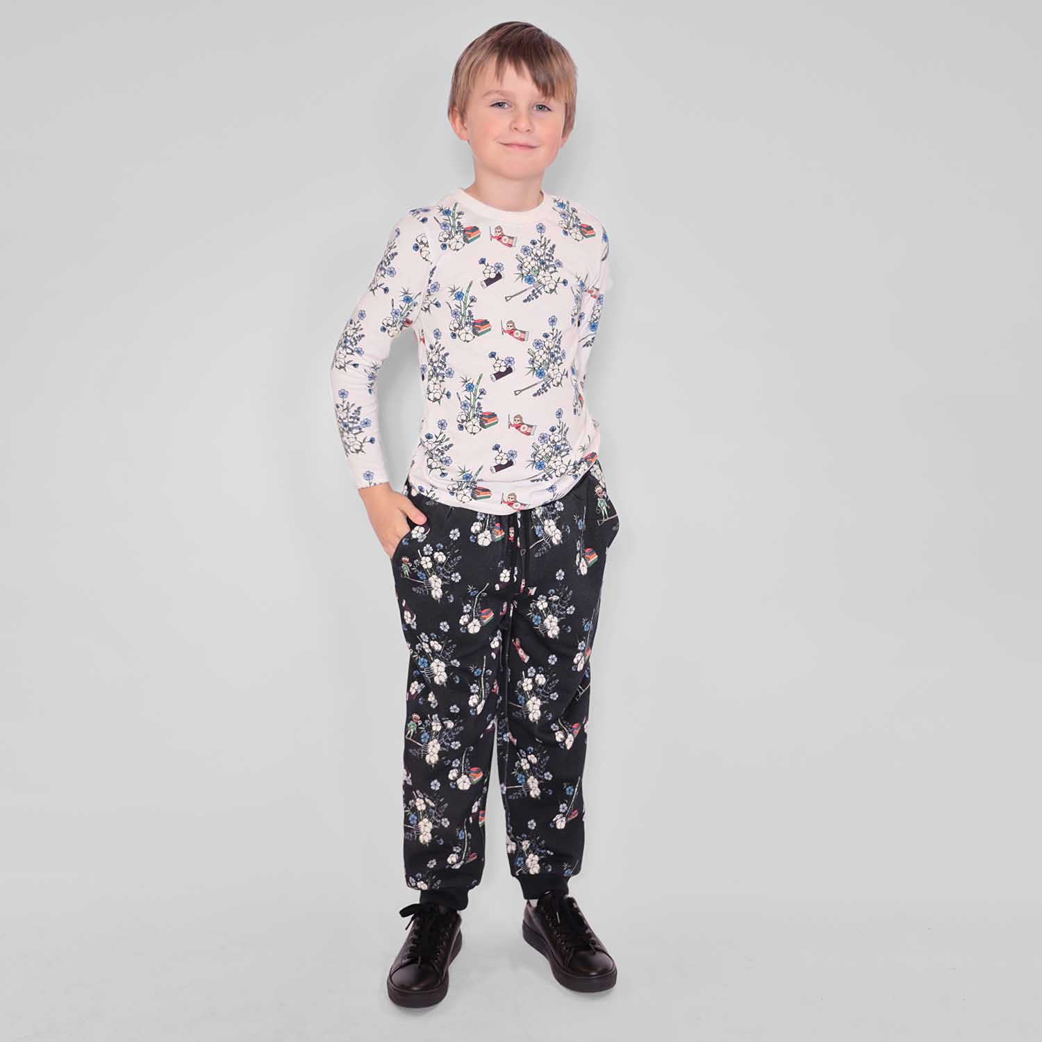 Boys and Girls Sweatpants in Black Print-2