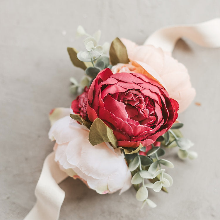 MINICAMP Pfingstrosen-Blumengirlande für Tipi &amp; Kinderzimmer-Dekor | Weiß, Beige &amp; Rosa