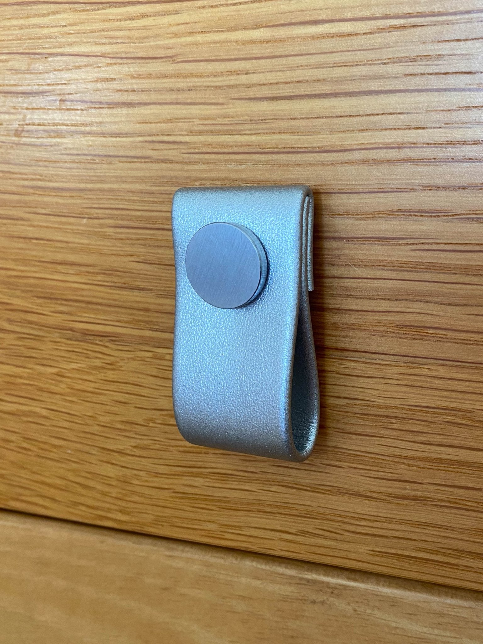 Cupboard door drawer pull, made with apple leather - mezetto