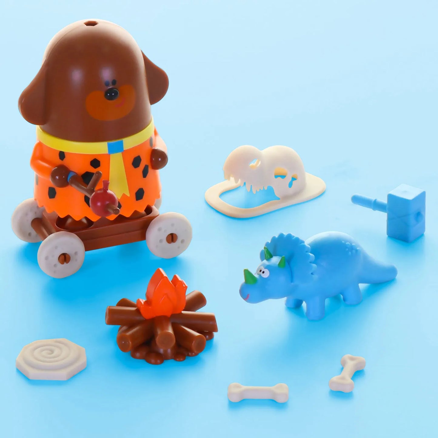 Hey Duggee Secret Surprise Take and Play Set Dinosaurs with Duggee