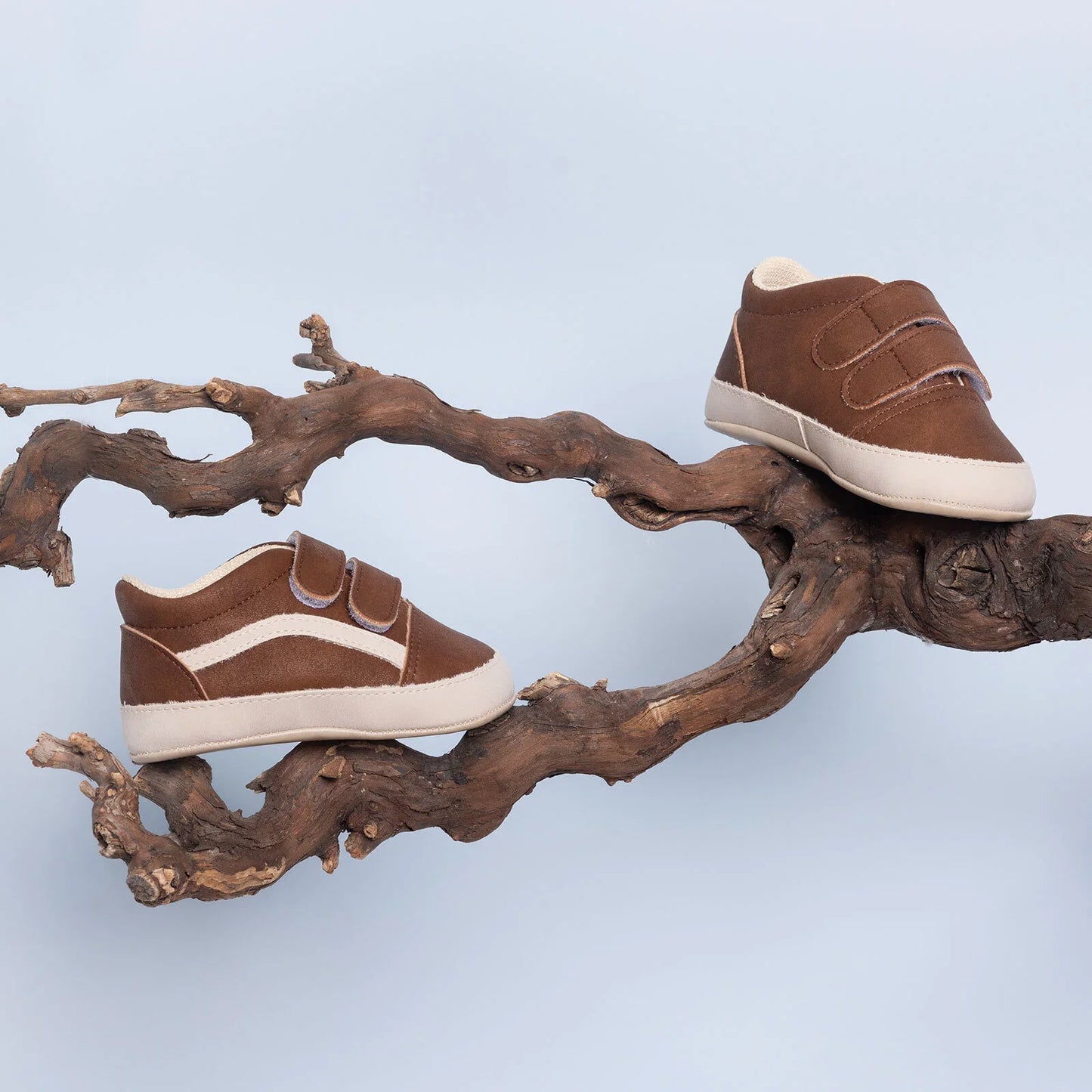 HelloBaby Unisex Prewalker Shoes - Brown