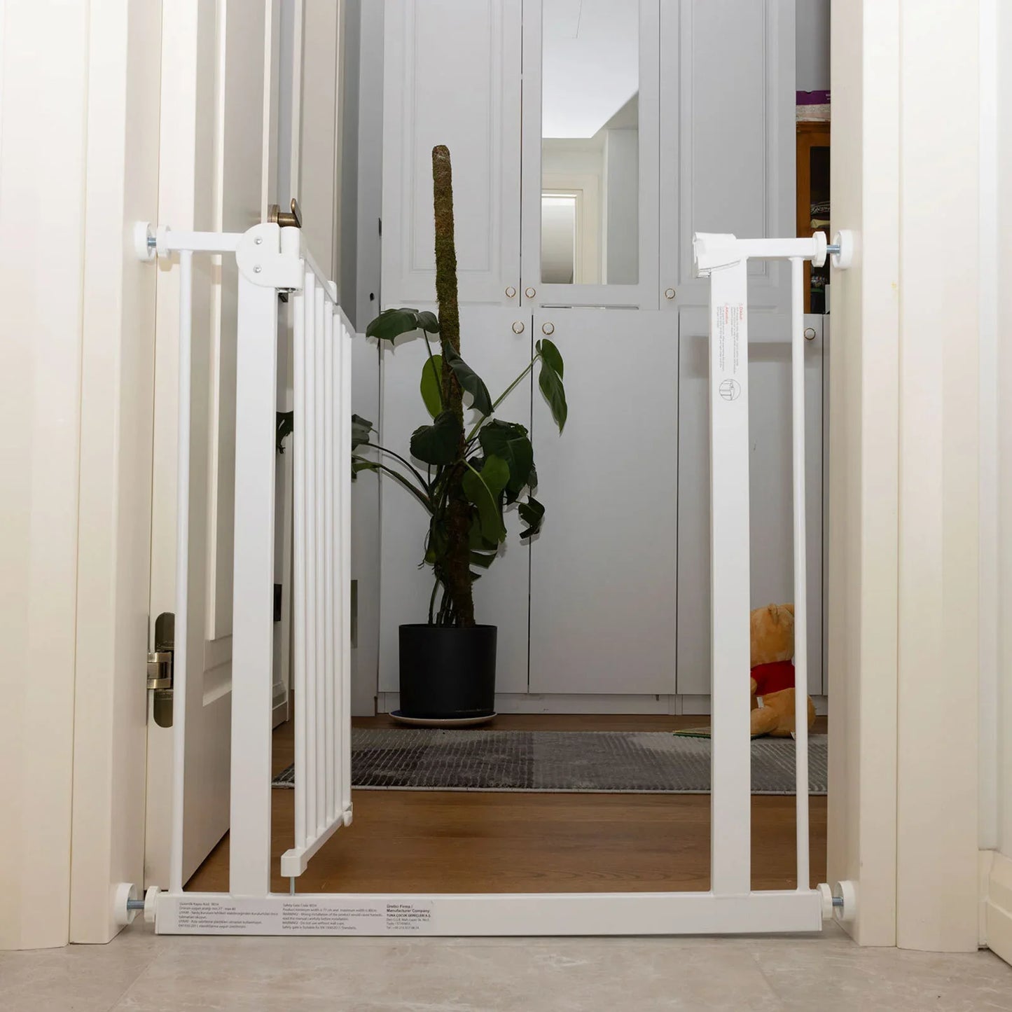 Outlet - baby plus Baby Safety Gate