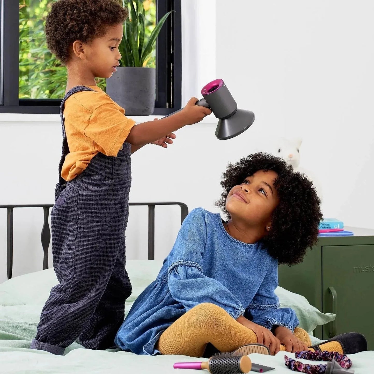 Casdon Dyson Toy Hairdryer Set