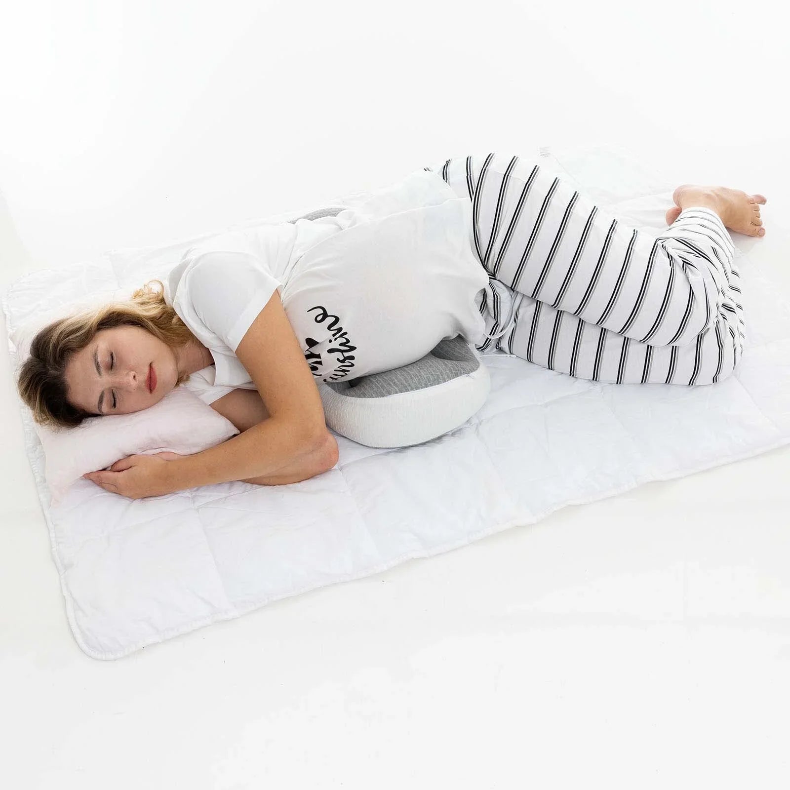 baby mom Wedge Pillow - mezetto