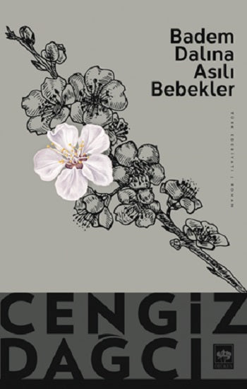 Badem Dalına Asılı Bebekler