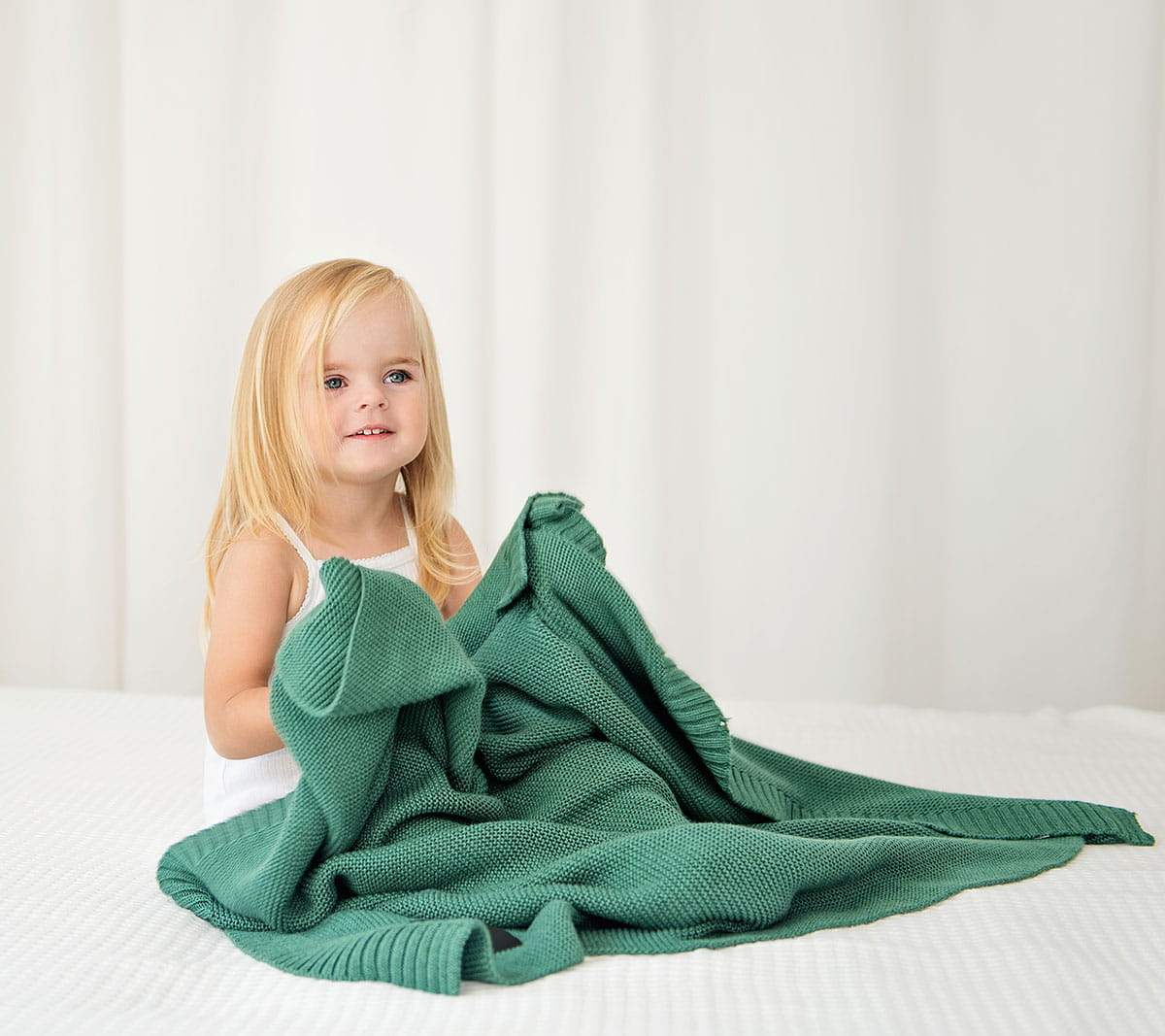Bamboo baby blanket - Bottle green - Classic knit