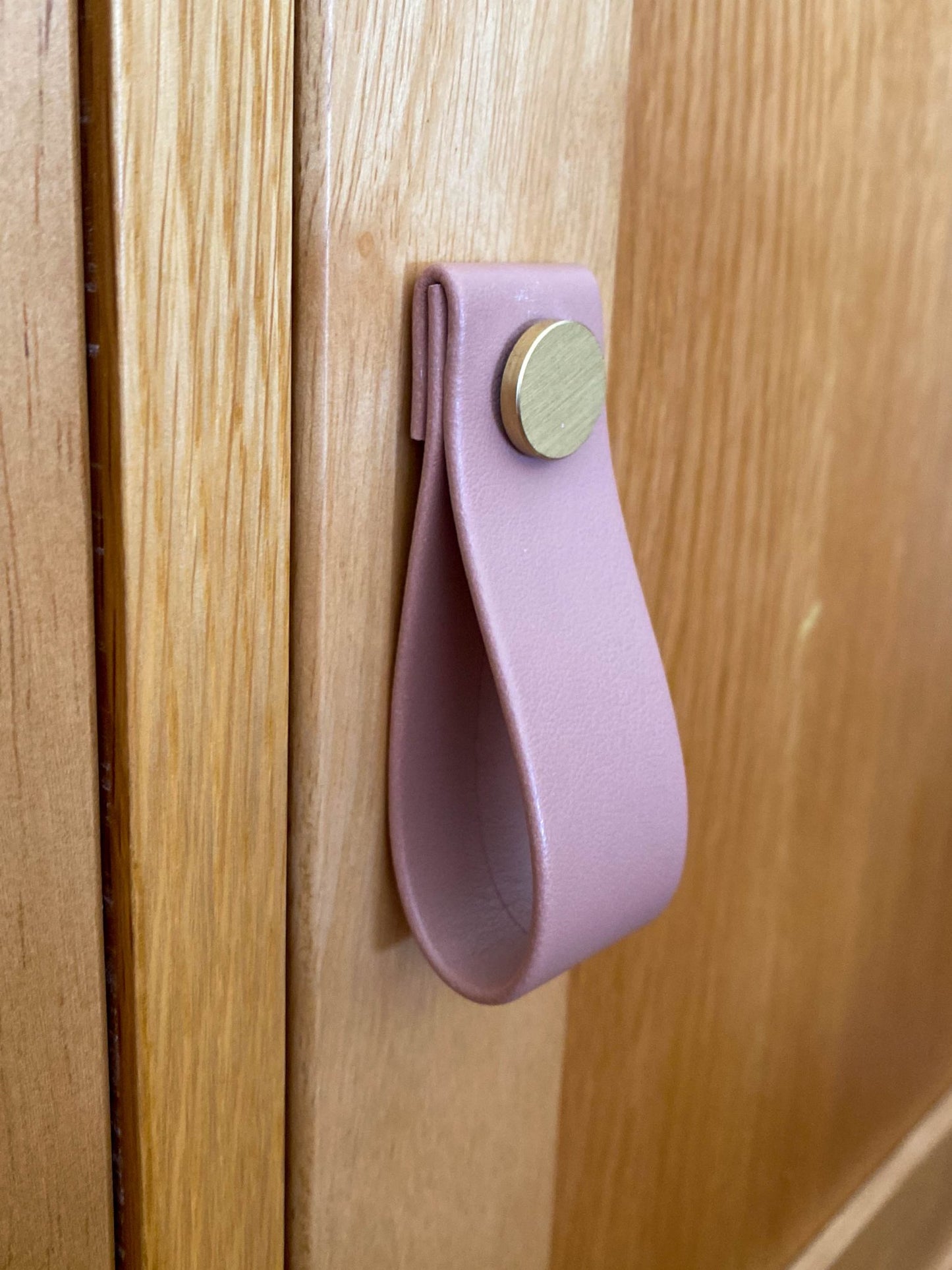 Cupboard door drawer pull, made with apple leather - mezetto