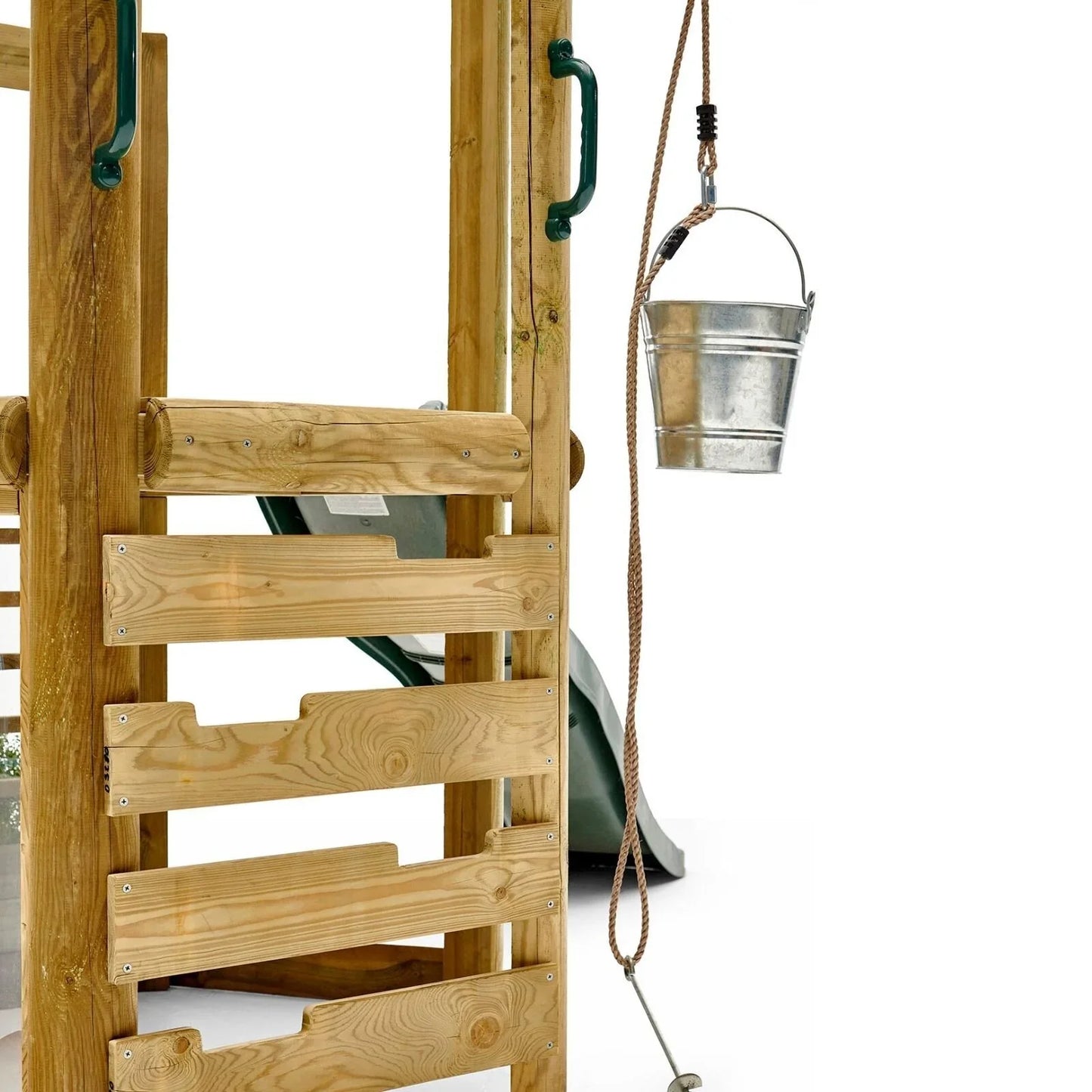 Plum Discovery Woodland Treehouse