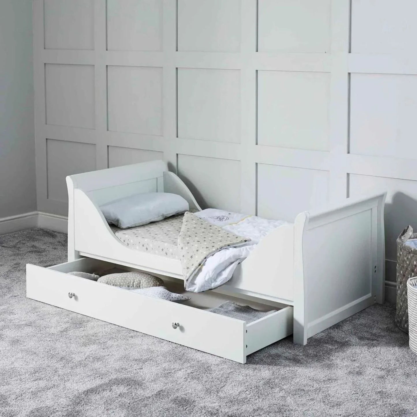 Ickle Bubba Snowdon Classic Cot Bed White - Premium Sprung Mattress