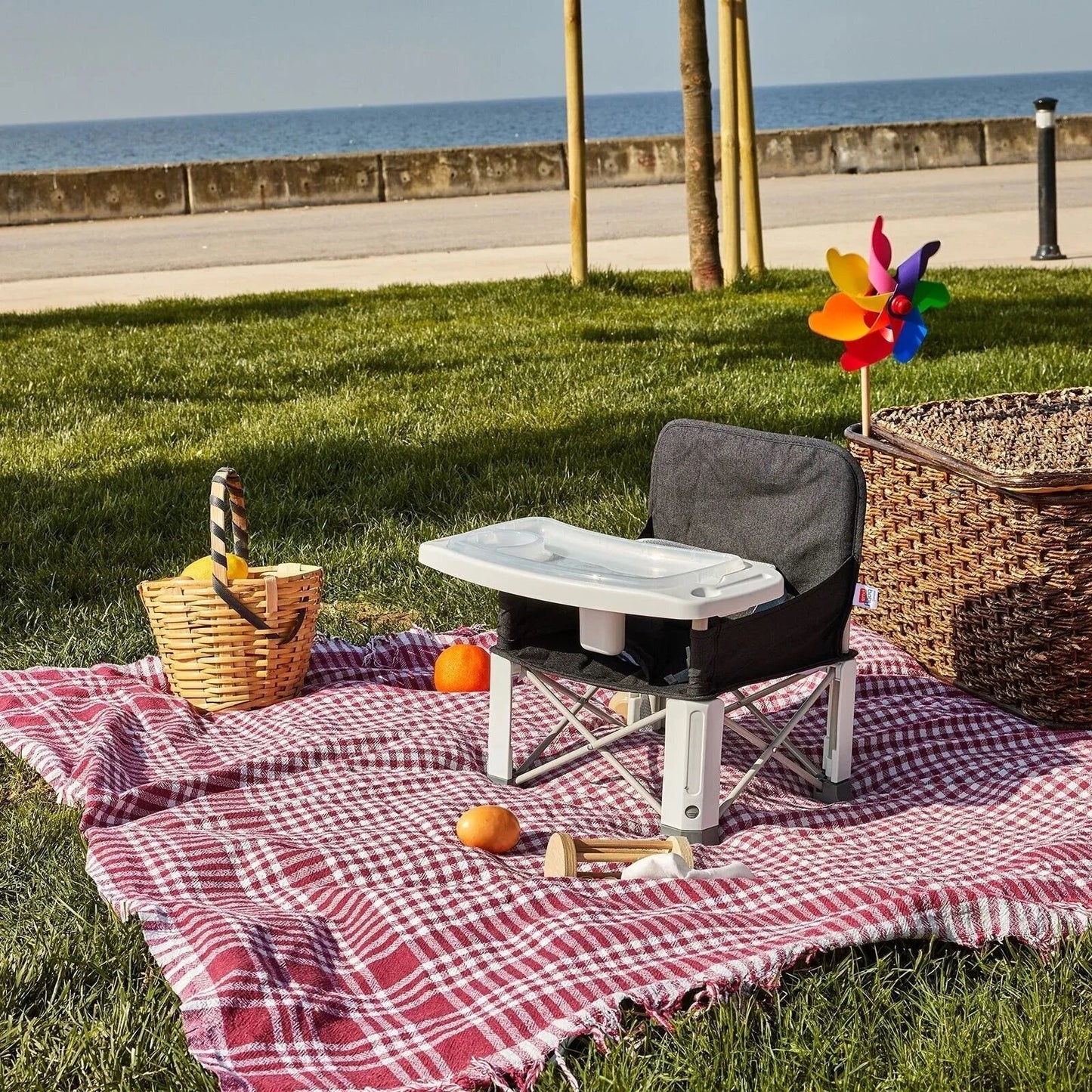 baby plus Picnic Booster Highchair - Dark Grey