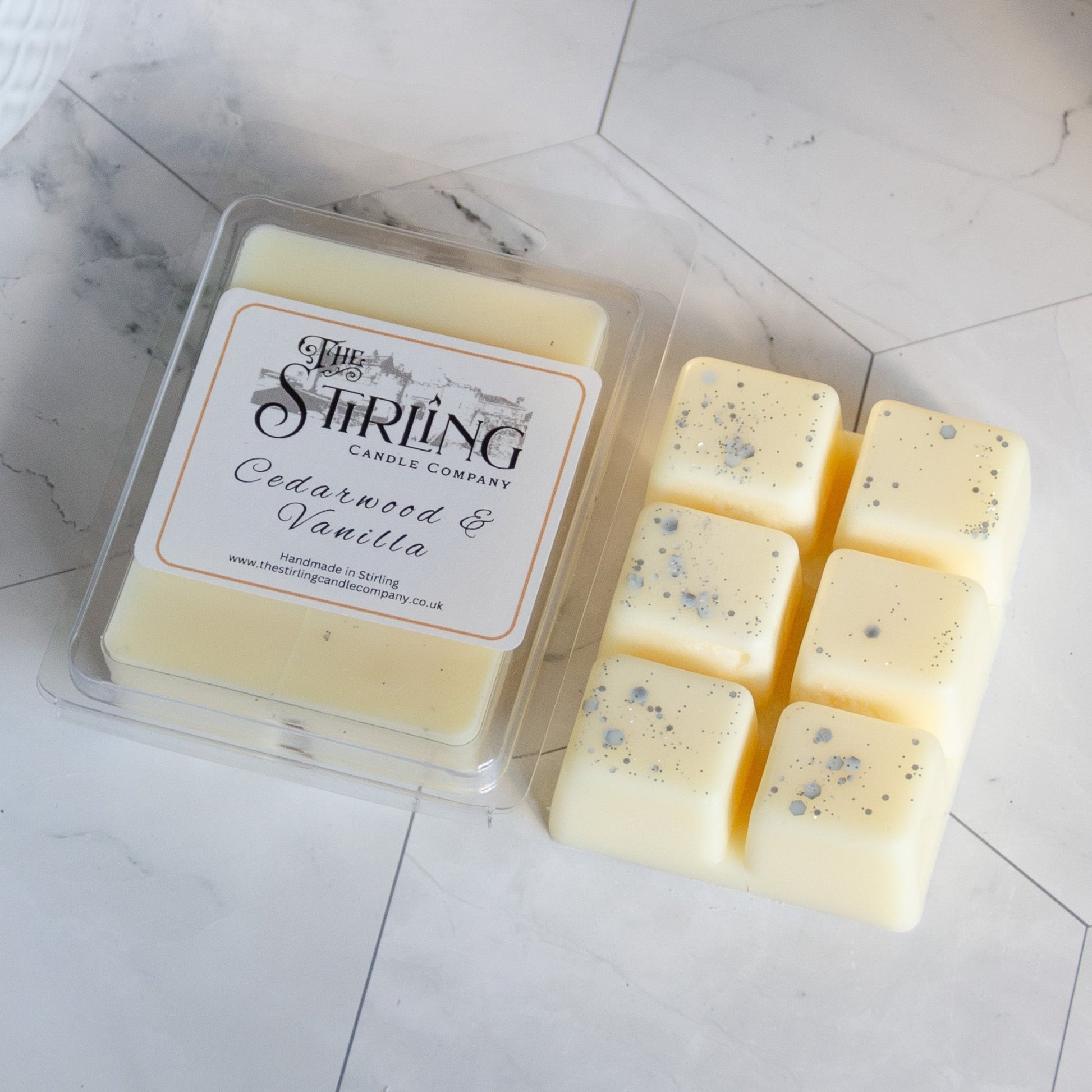 Cedarwood & Vanilla - Wax Melt Clamshell - mezetto Shopify Collective The Stirling Candle Company