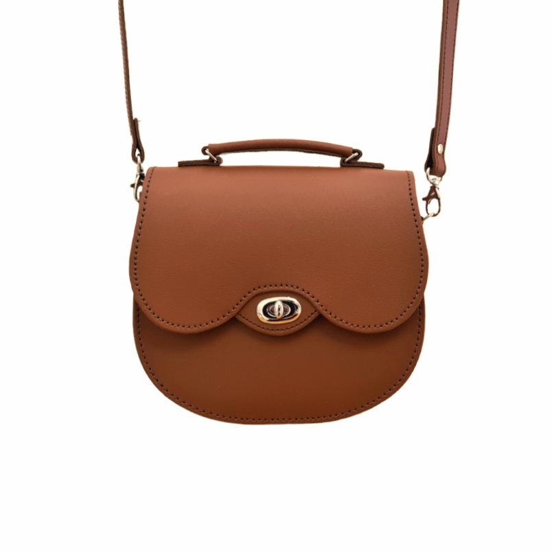 Handmade Leather Twist Lock Saddle Bag - Chestnut-2