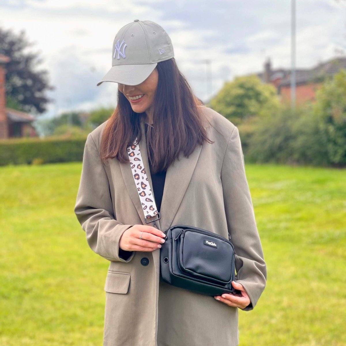 Crossbody Dog Walking Bag - Vegan Leather Black - mezetto PupClub Couture PupClub Couture