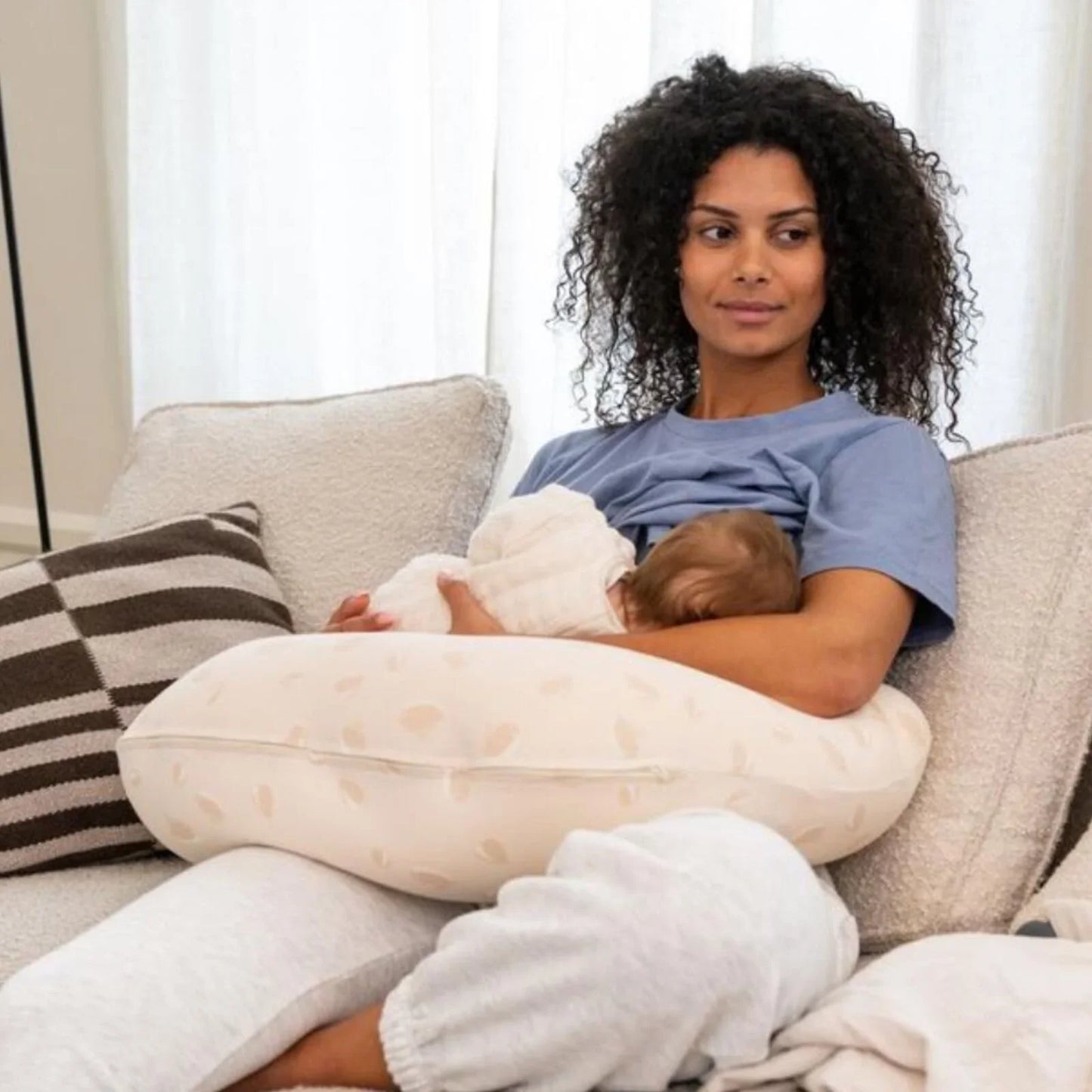 Doomoo Twisty 2-in-1 Petals Pregnancy Pillow - Latte