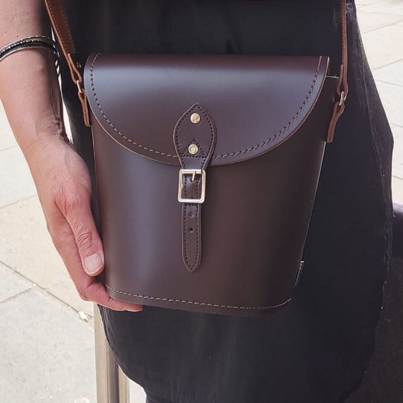 Handmade Leather Barrel Bag - Dark Brown-2