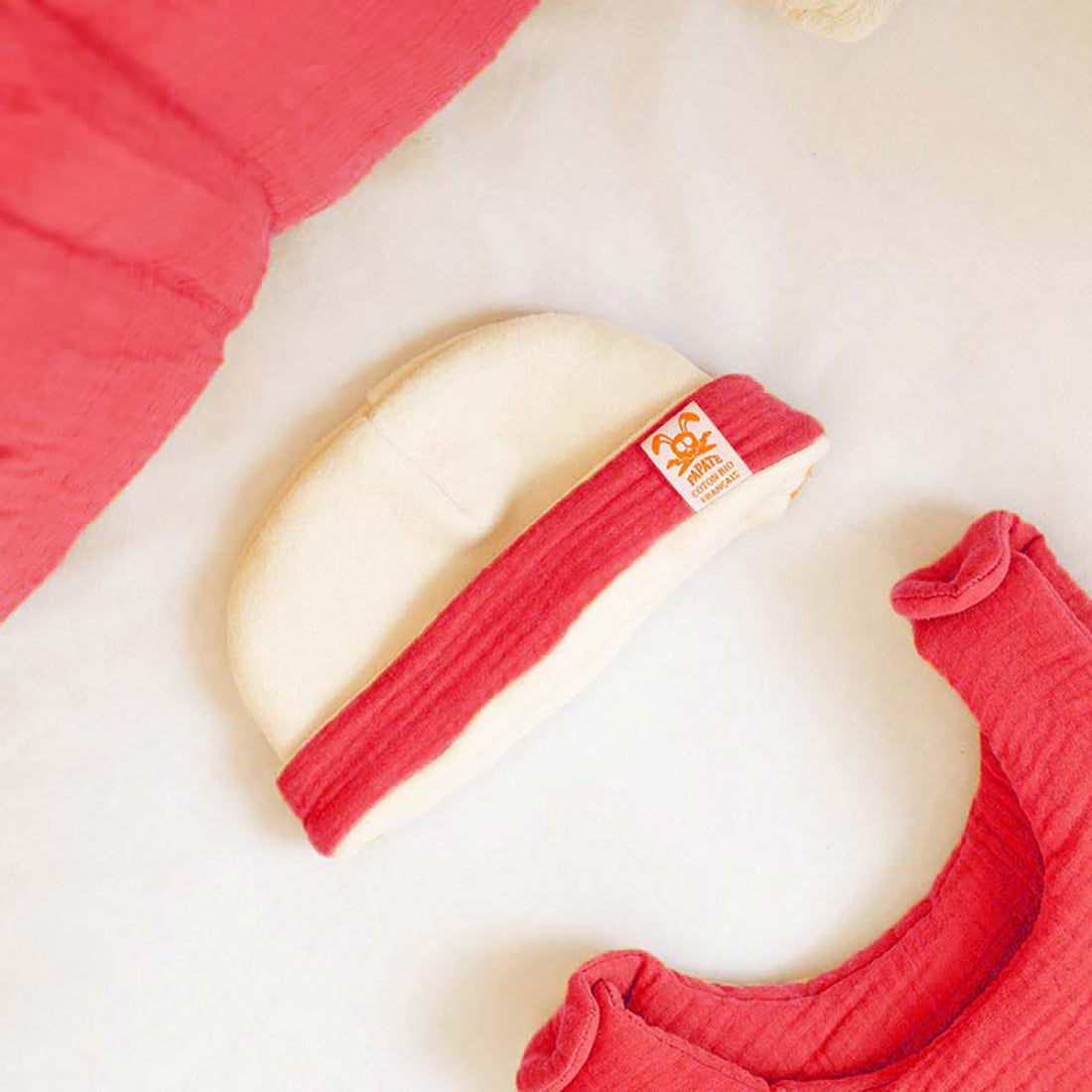 Organik Pamuklu Yenidoğan Şapkası - Çilek