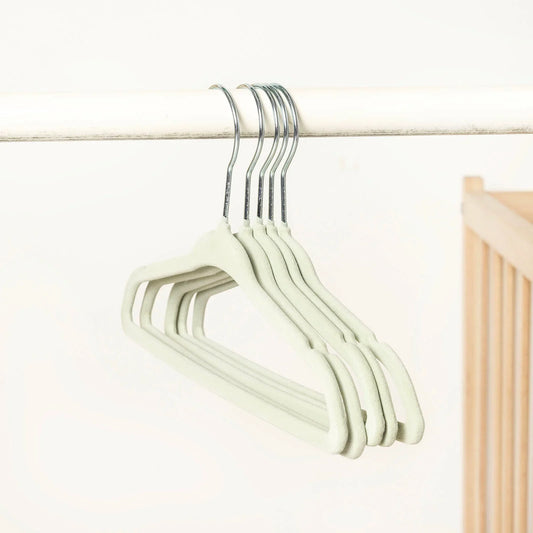 HelloBaby Velvet 5 pcs Hangers - Light Green