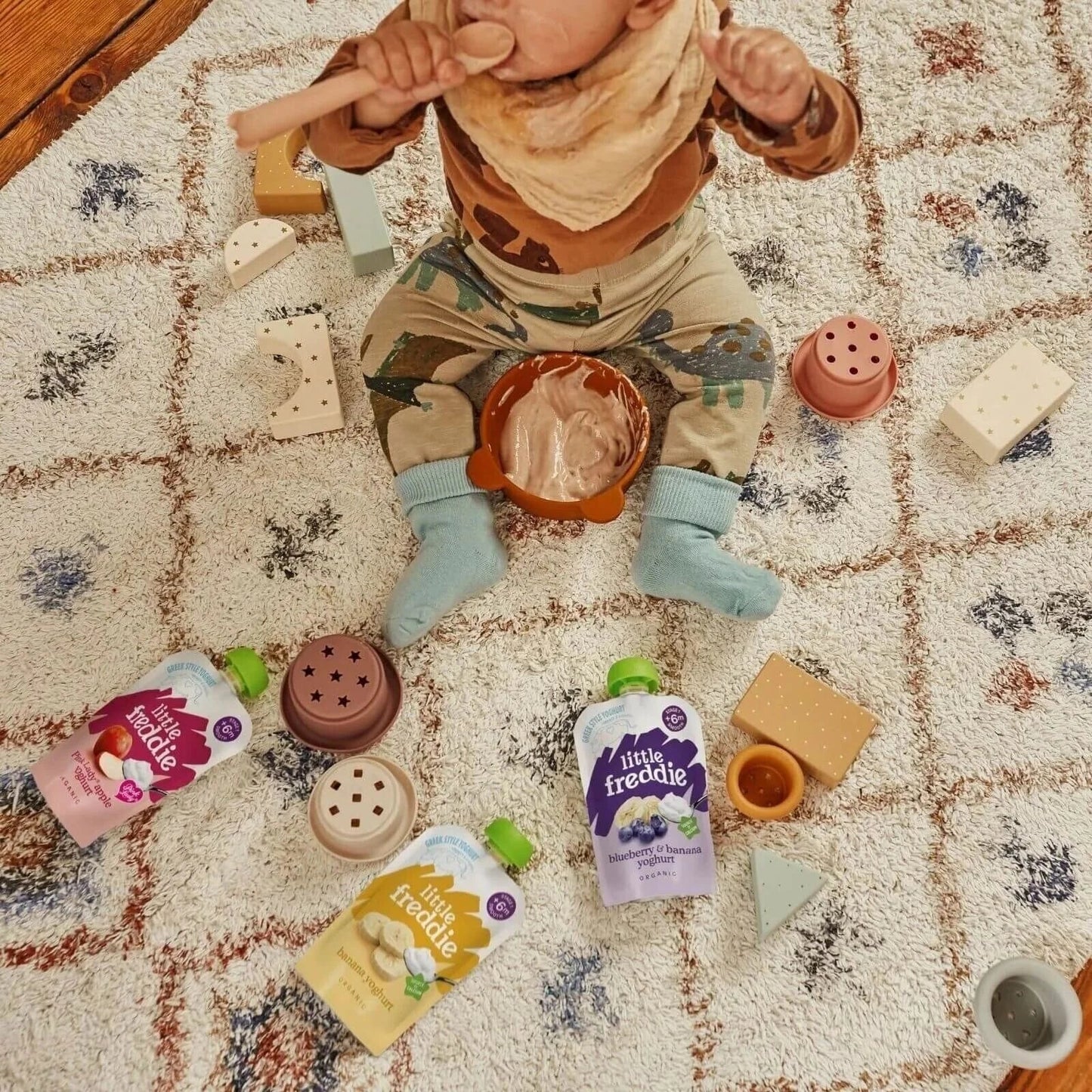 Little Freddie Organic Peaches & Raspberries Baby Food Pouch 6+ months 100g