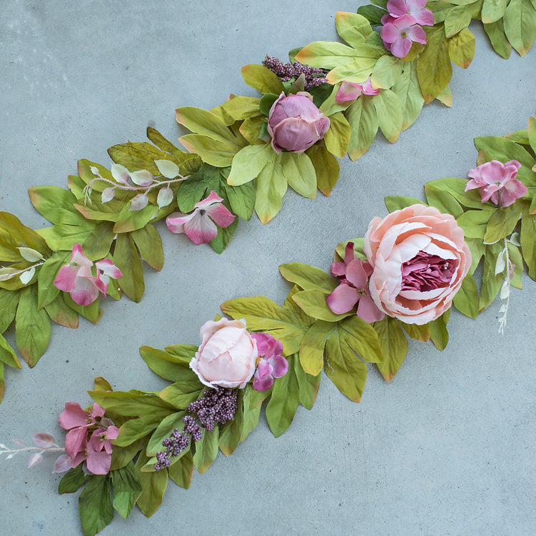 MINICAMP Pfingstrosen-Blumengirlande für Tipi &amp; Kinderzimmer-Dekor | LANG